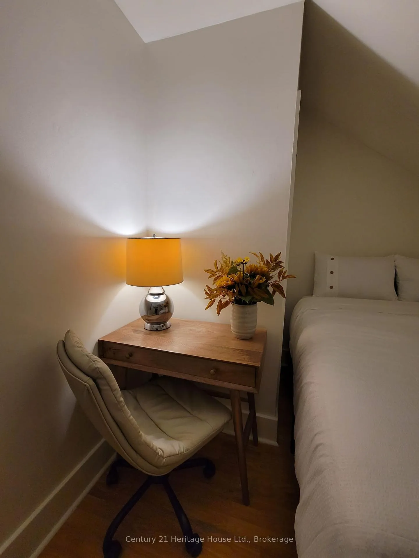 Photo 3 of Unit C, 180 Weber Street, Kitchener — HOMEH