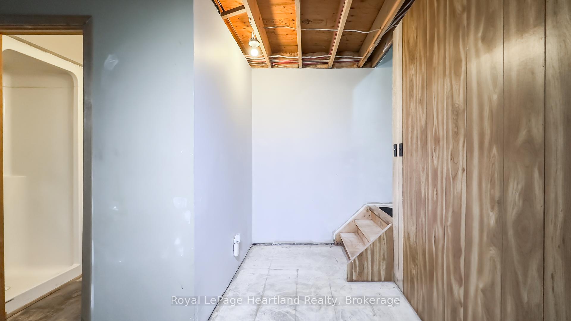 Photo 30 of 27 Toronto Boulevard, Huron East, Vanastra — HOMEH