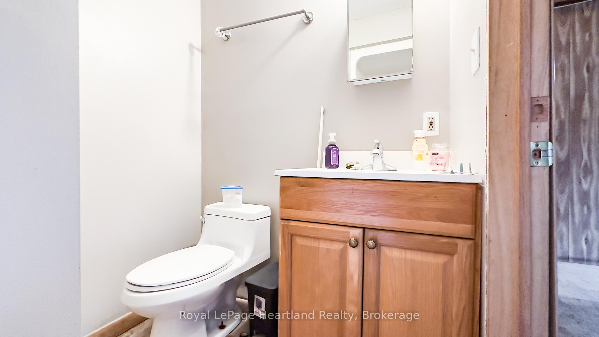 Photo 32 of 27 Toronto Boulevard, Huron East, Vanastra — HOMEH
