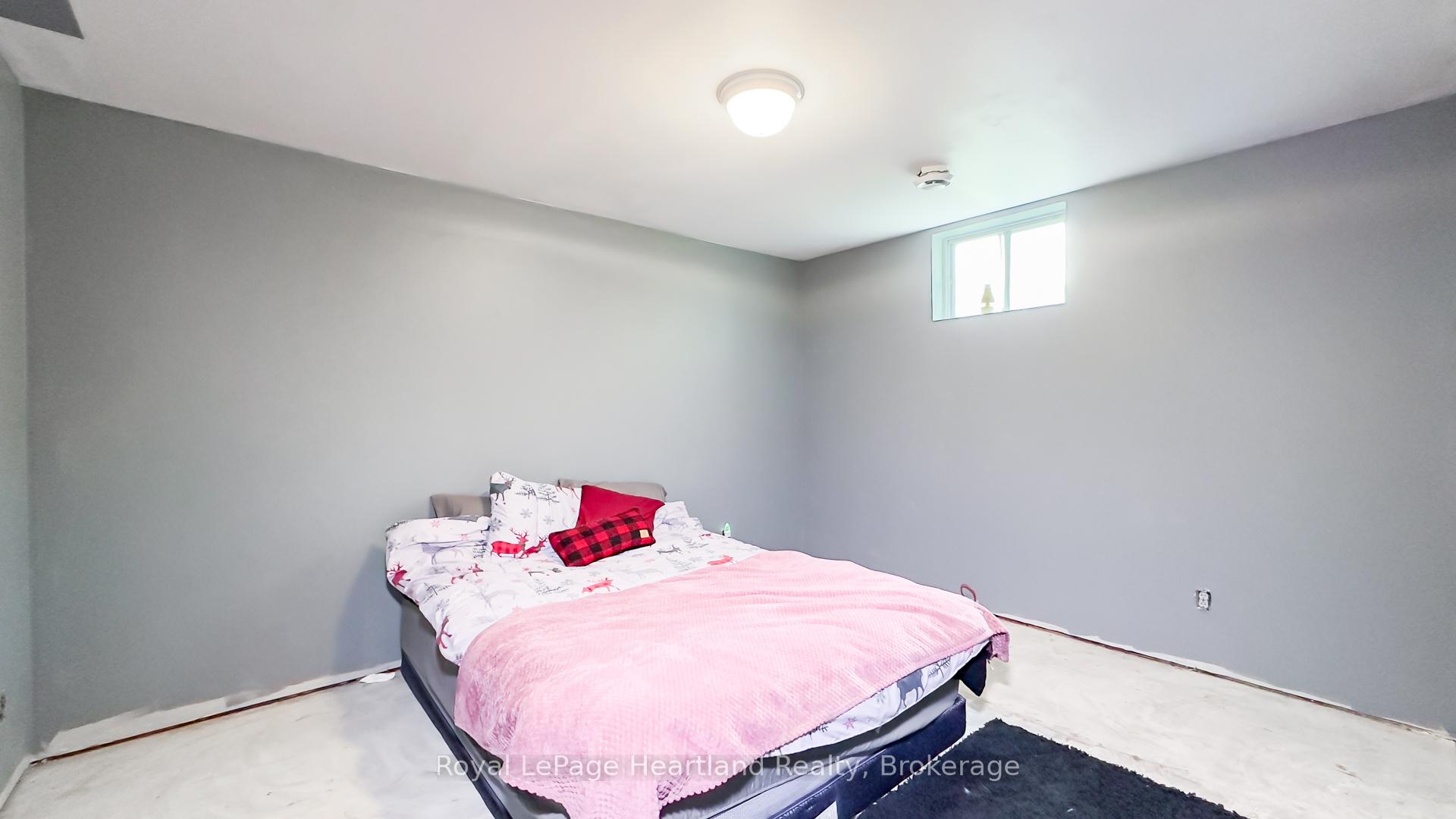 Photo 41 of 27 Toronto Boulevard, Huron East, Vanastra — HOMEH