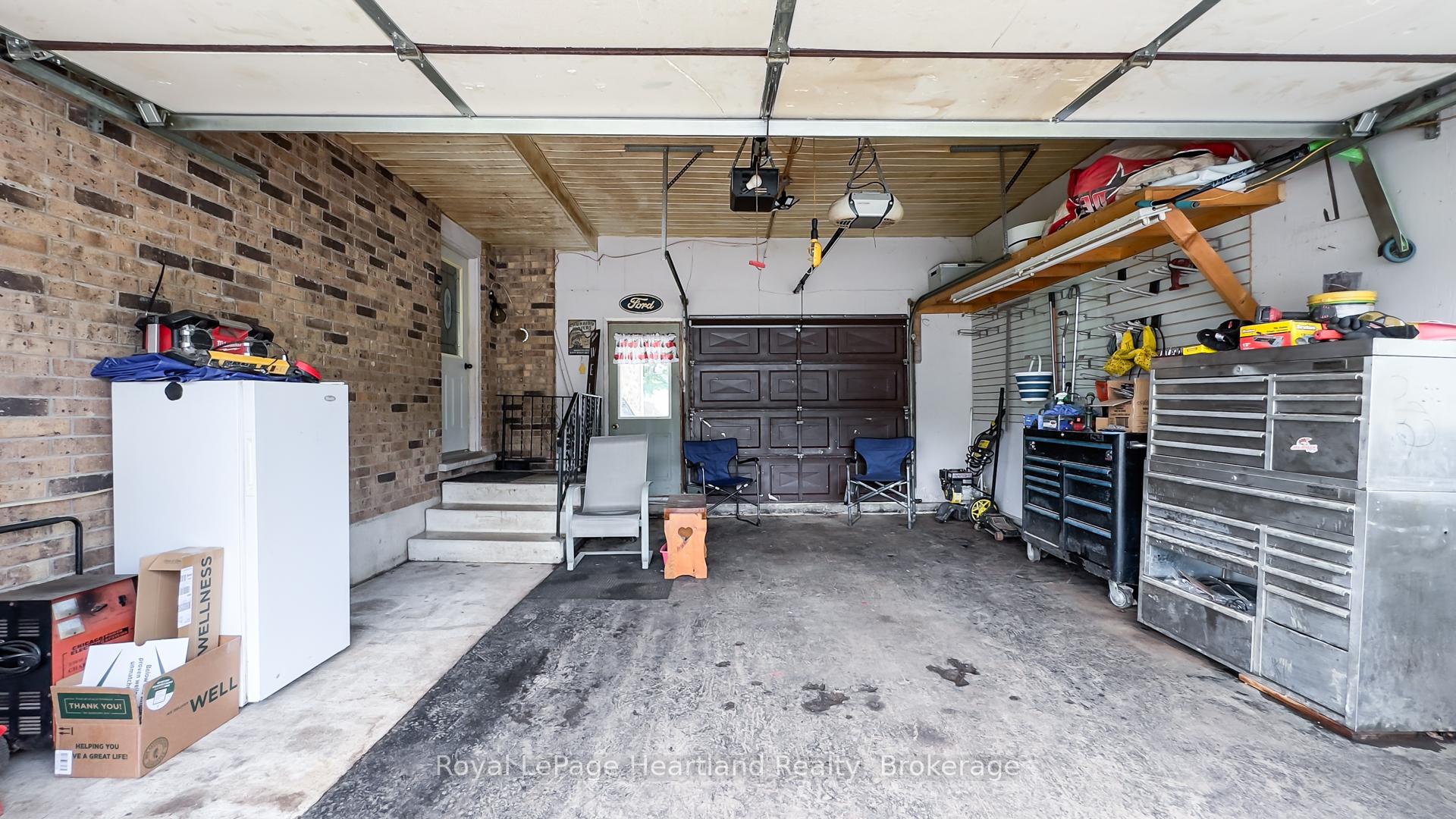 Photo 46 of 27 Toronto Boulevard, Huron East, Vanastra — HOMEH