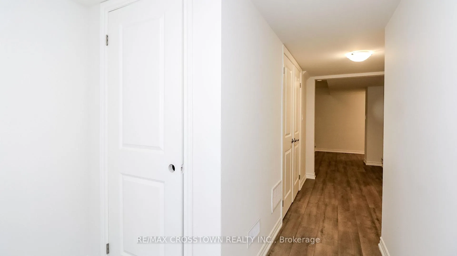 Photo 29 of Unit Unit 21, 2023 Matteer Court, Innisfil, Alcona — HOMEH