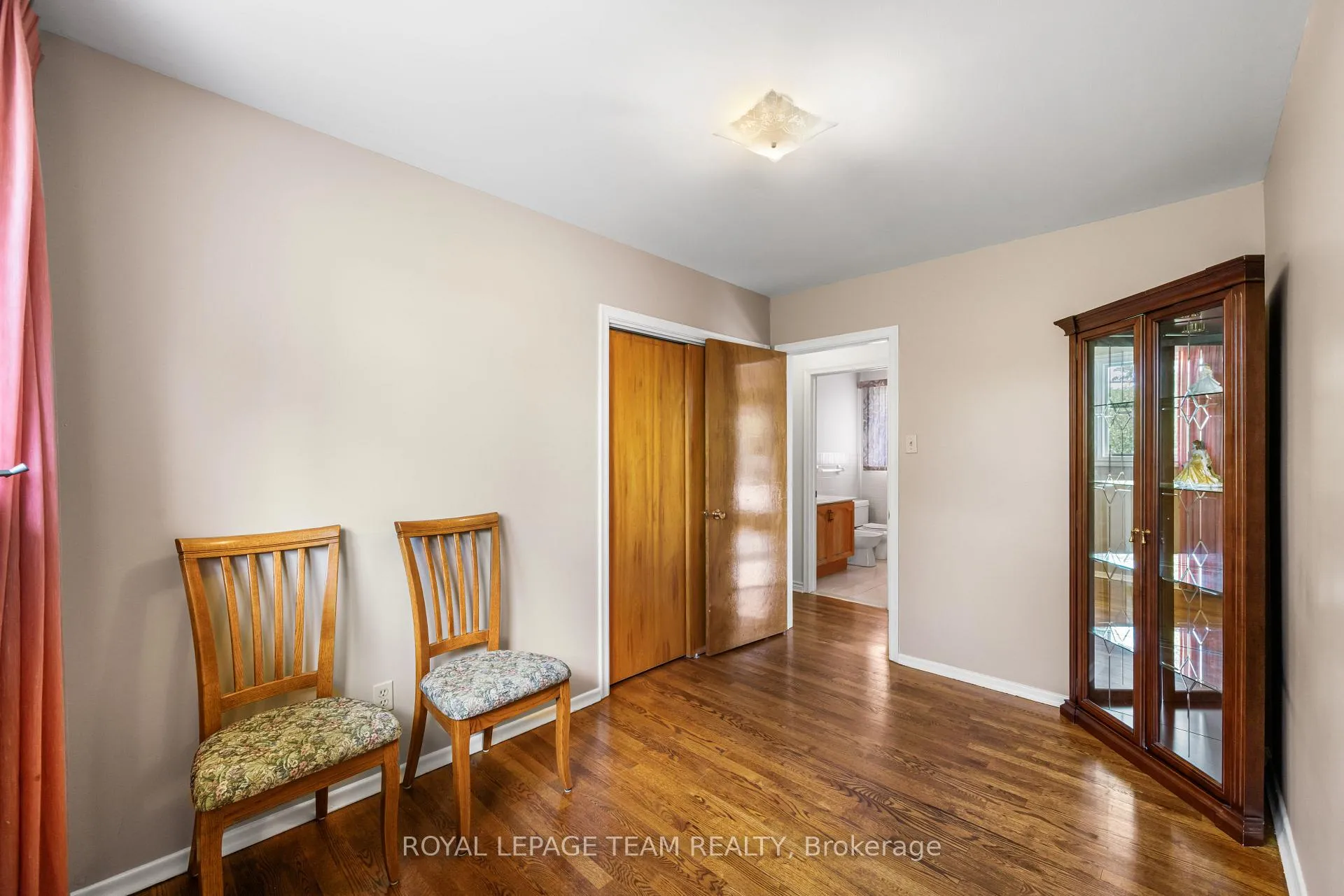 Photo 21 of 5 Spring Garden Avenue, Ottawa, Meadowlands/Crestview — HOMEH