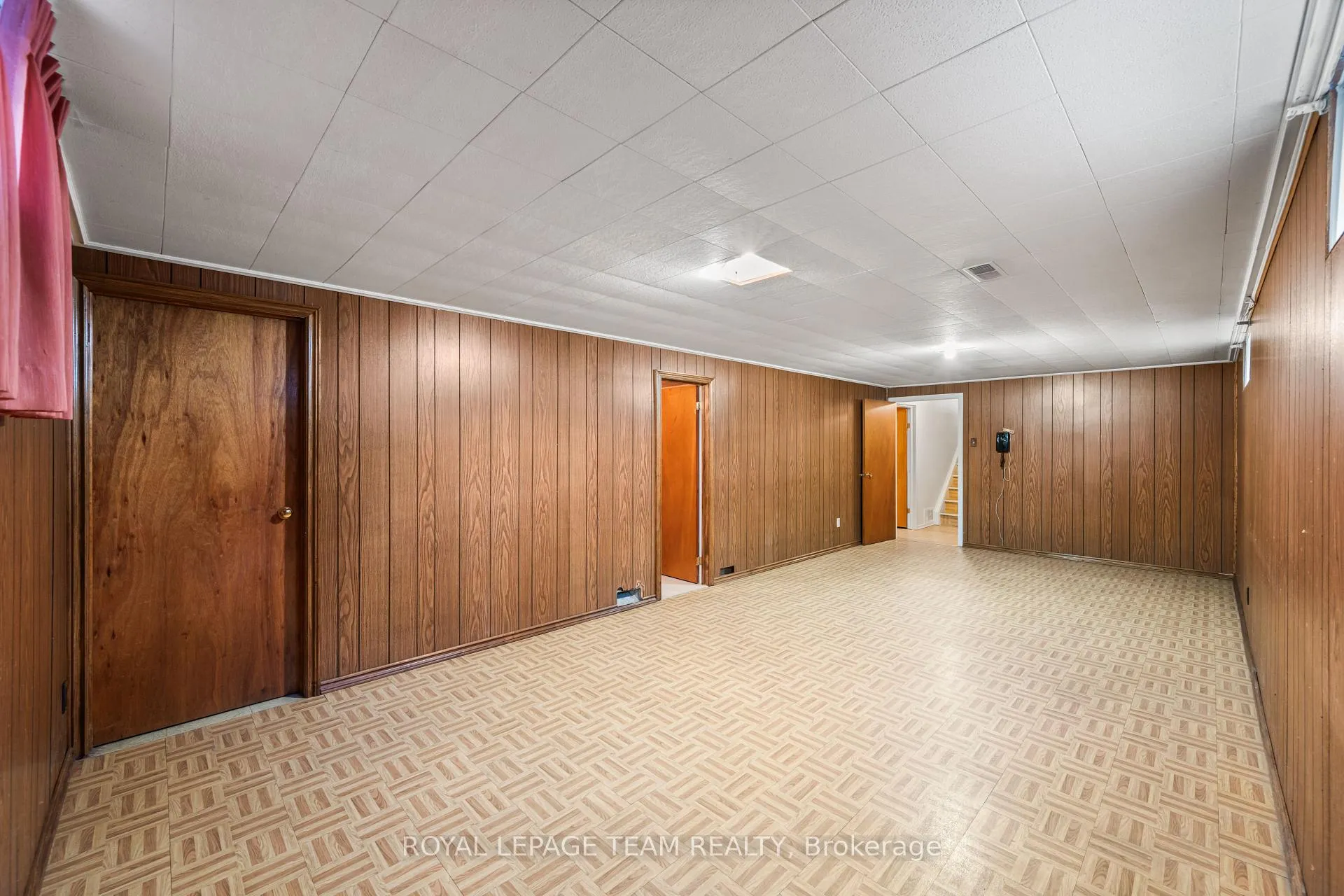 Photo 27 of 5 Spring Garden Avenue, Ottawa, Meadowlands/Crestview — HOMEH