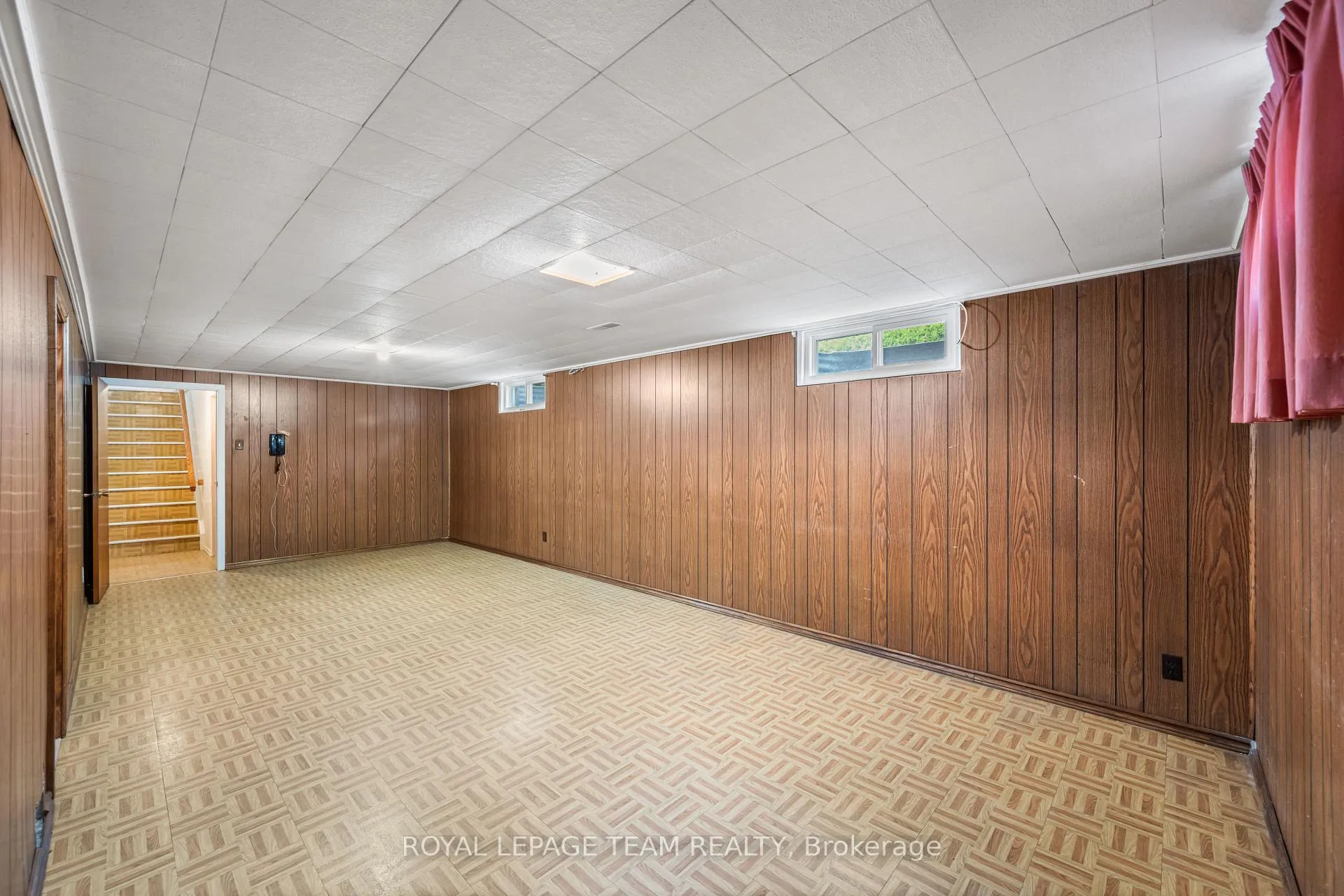 Photo 28 of 5 Spring Garden Avenue, Ottawa, Meadowlands/Crestview — HOMEH