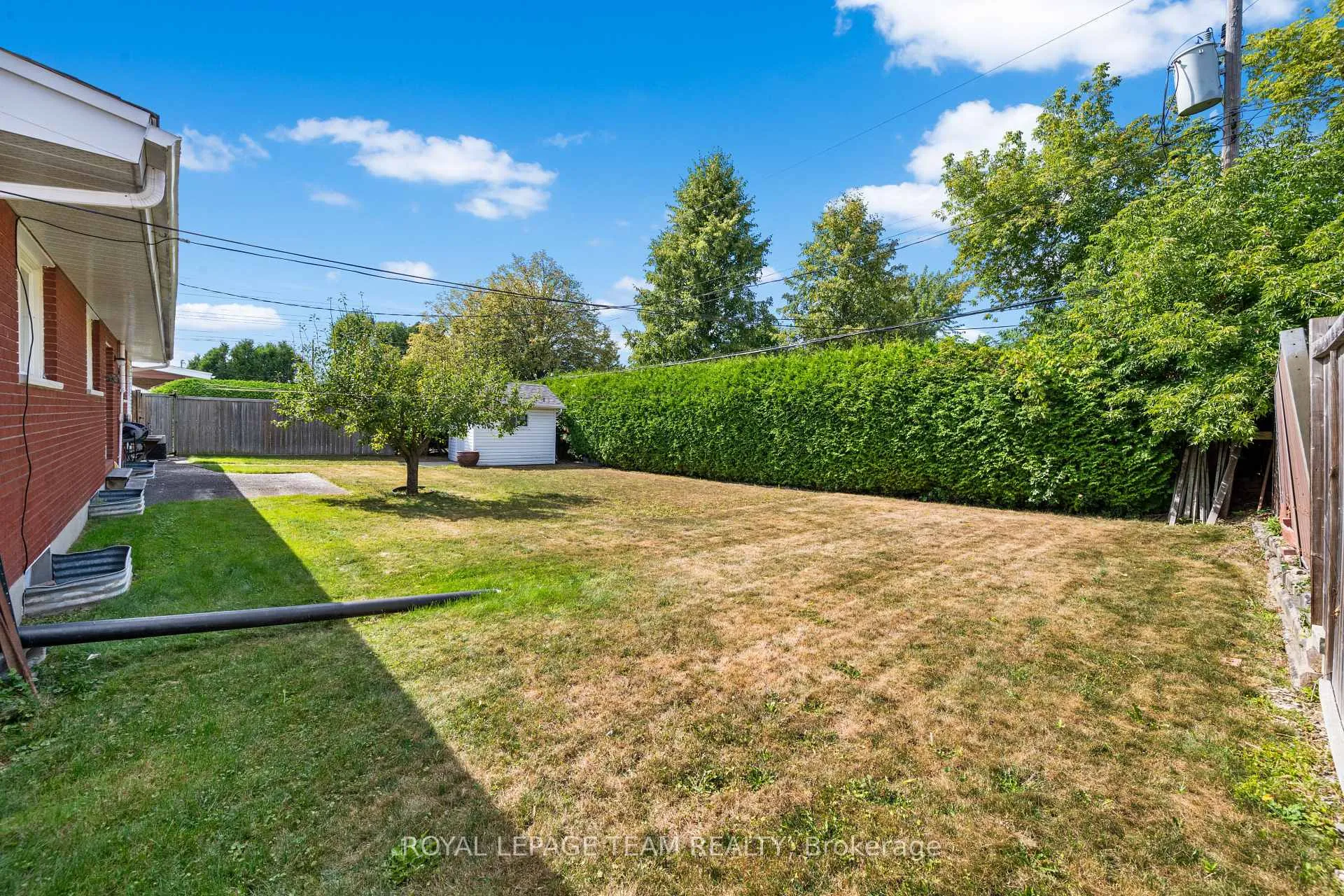 Photo 37 of 5 Spring Garden Avenue, Ottawa, Meadowlands/Crestview — HOMEH