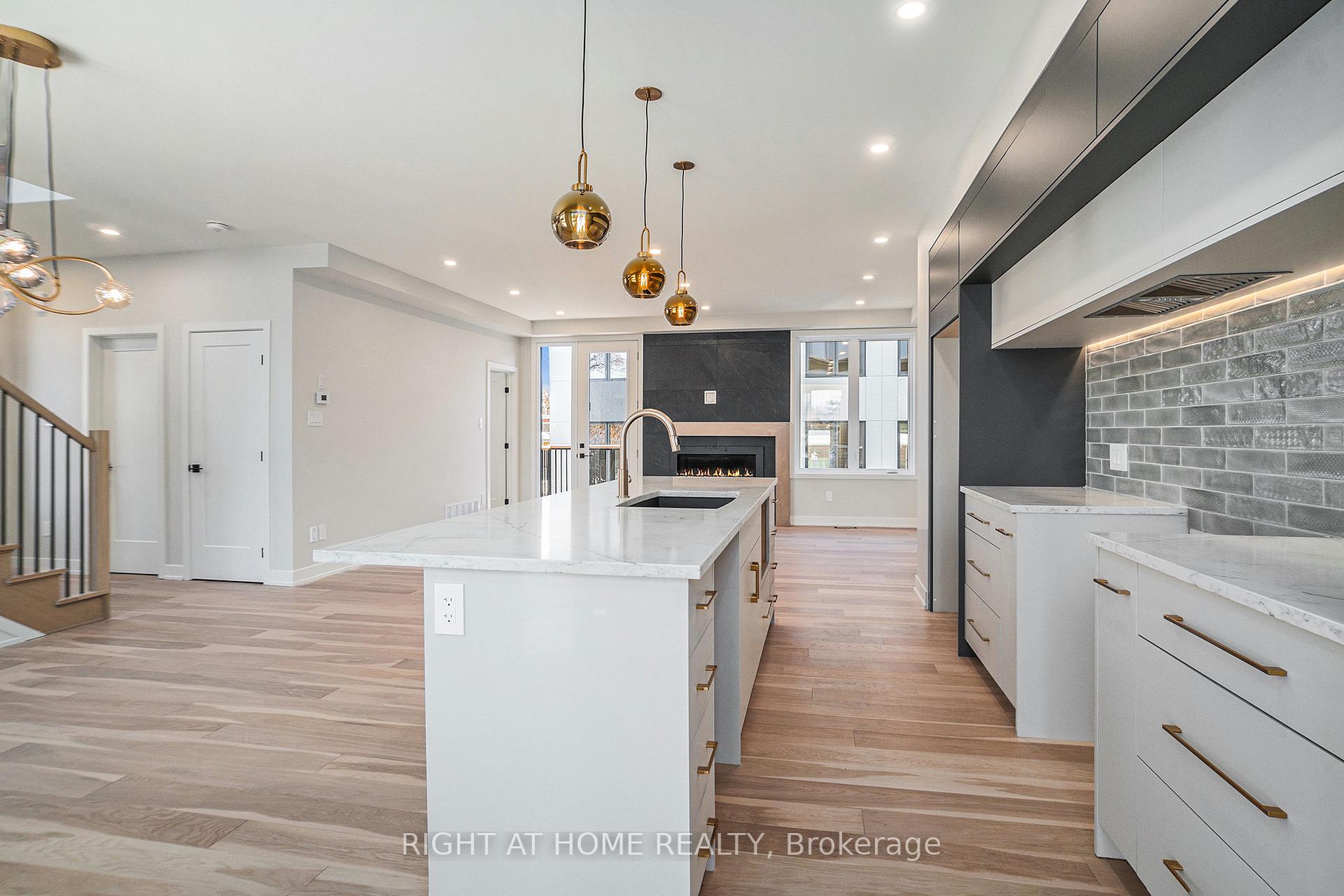 Photo 7 of 581 Codd's Road N, Ottawa, CFB Rockcliffe and Area — HOMEH