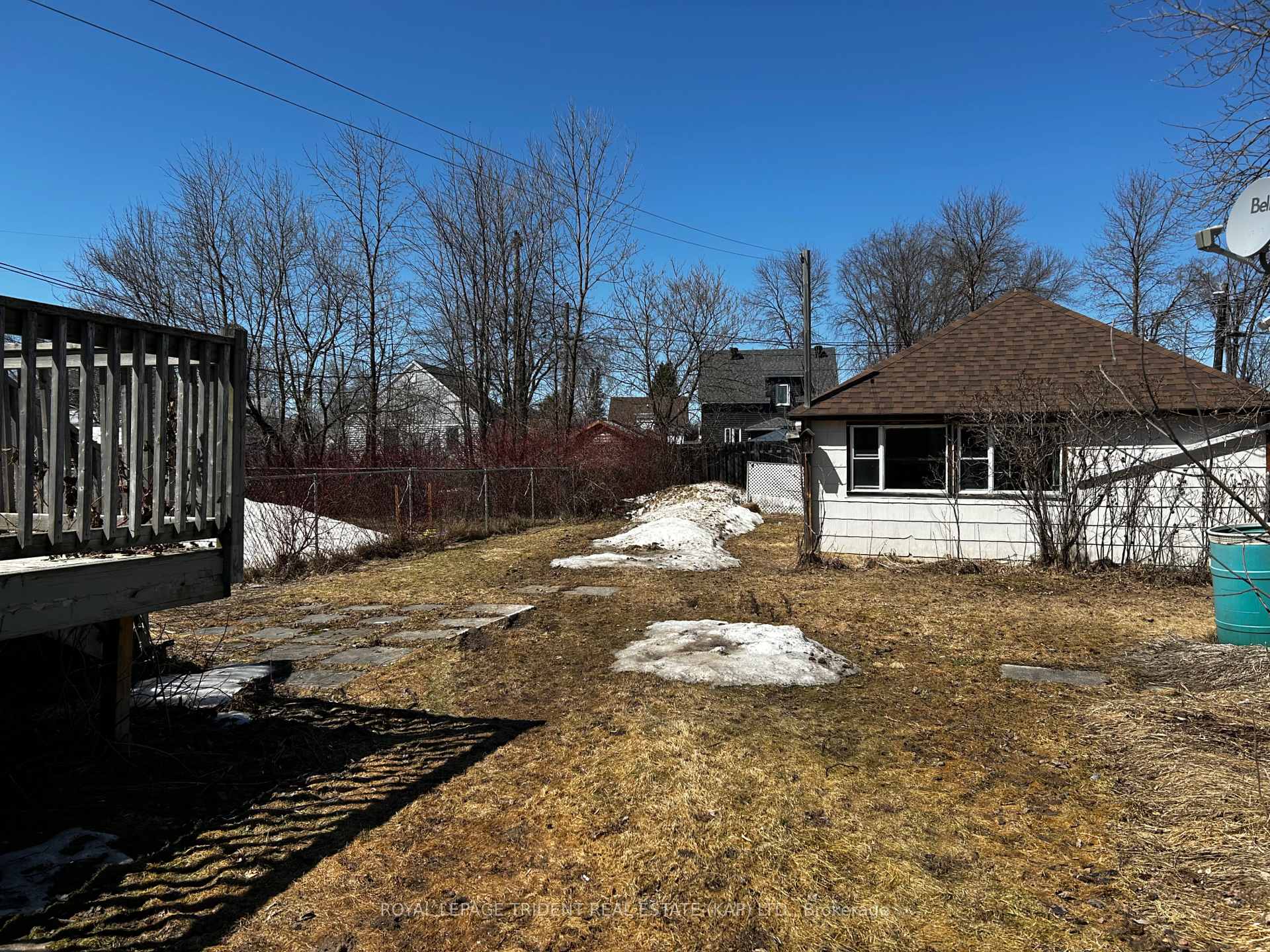 Photo 3 of 17 Victoria Street W, Kapuskasing — HOMEH