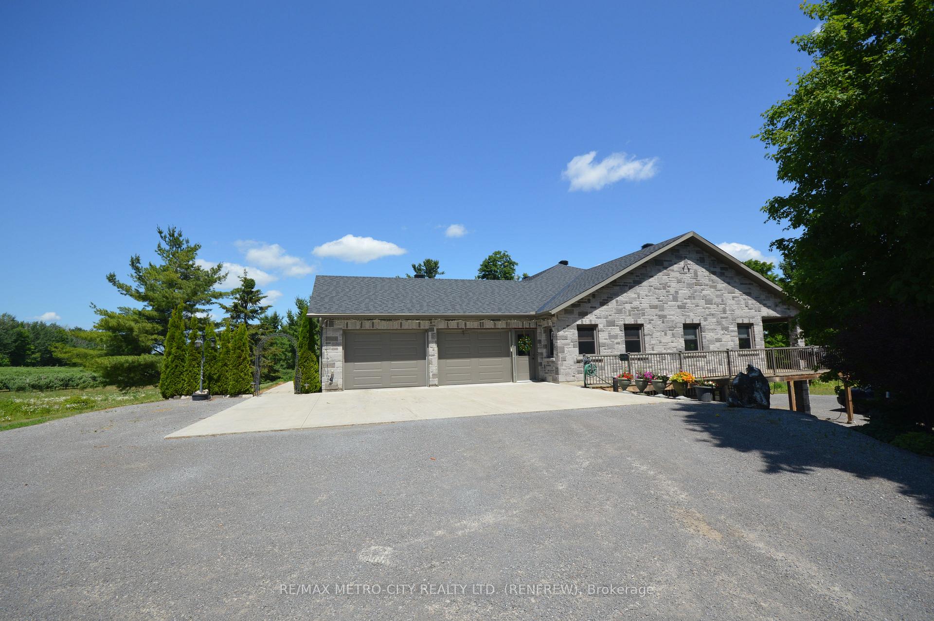 Front of 3280 Burnstown Road
