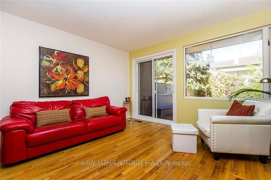 Photo 4 of 271 Bruyere Street, Ottawa, Lower Town — HOMEH