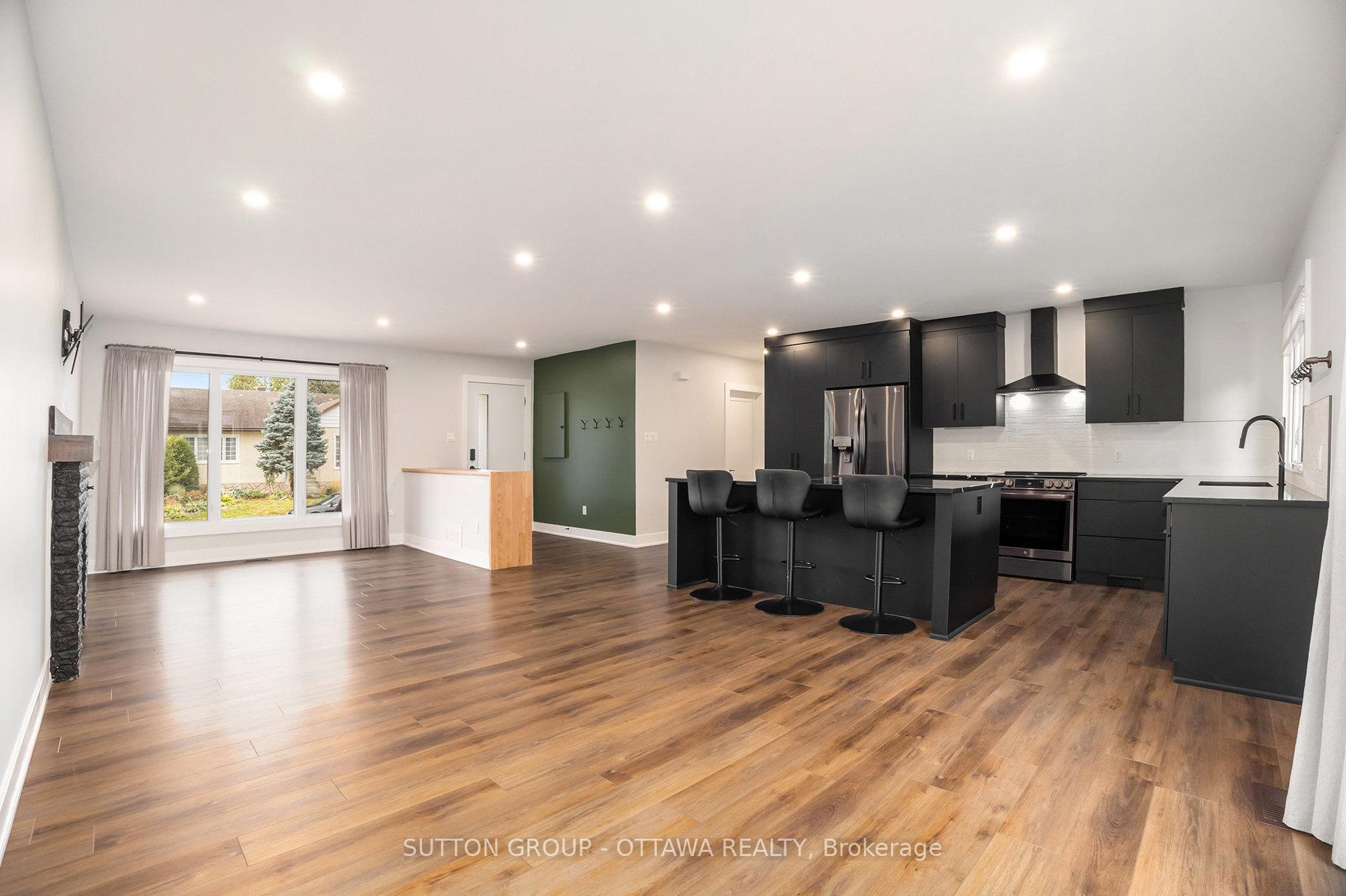 Photo 12 of 1299 Brookline Avenue, Ottawa, Ellwood — HOMEH