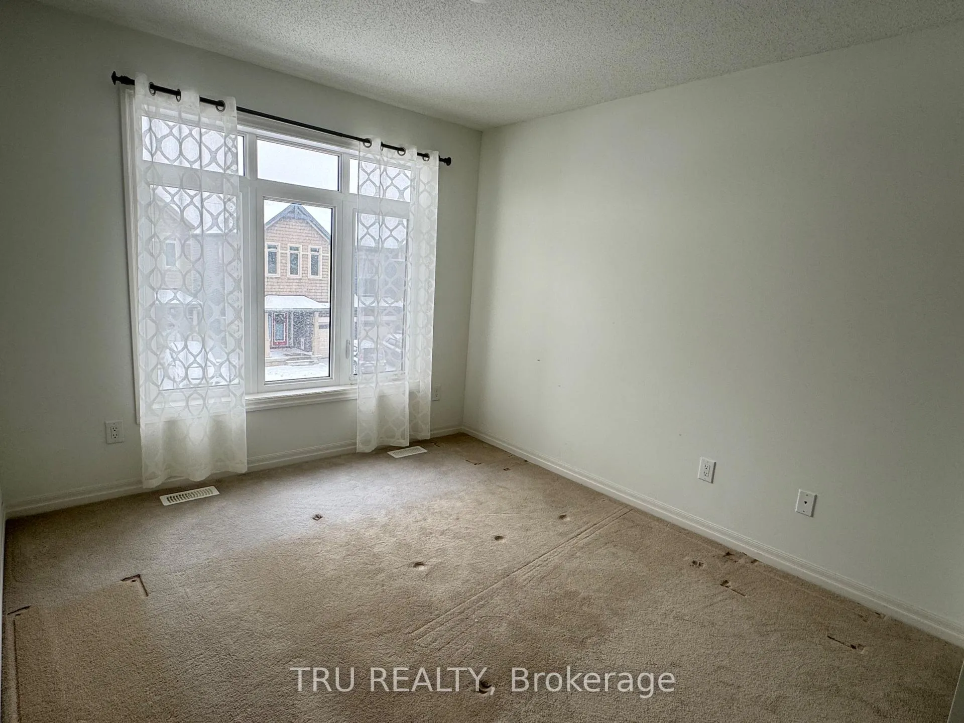 Photo 22 of 534 Rioja Street, Ottawa, Kanata - Emerald Meadows/Trailwest — HOMEH