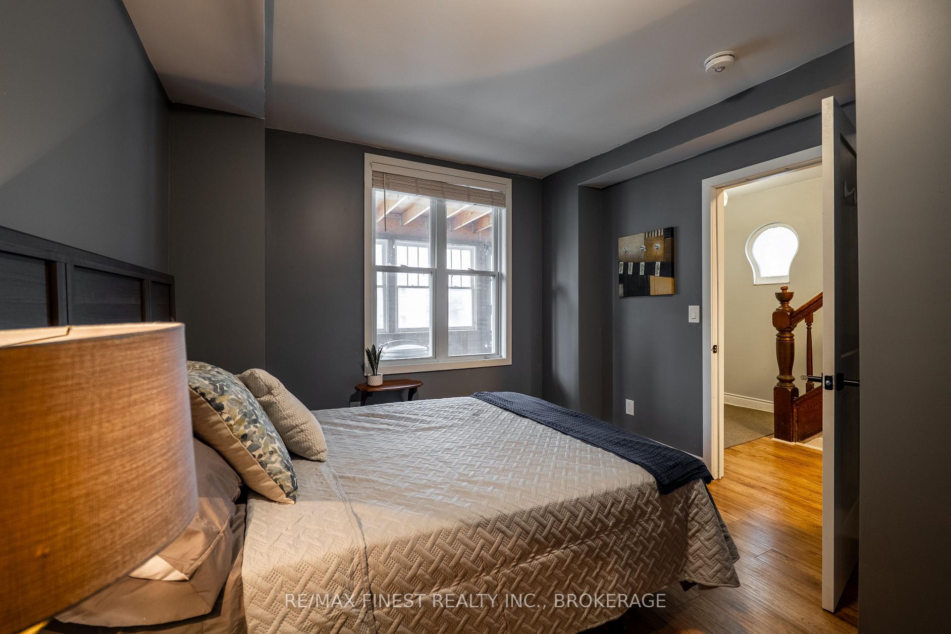Photo 8 of 560 Frontenac Street, Kingston, East of Sir John A. Blvd — HOMEH