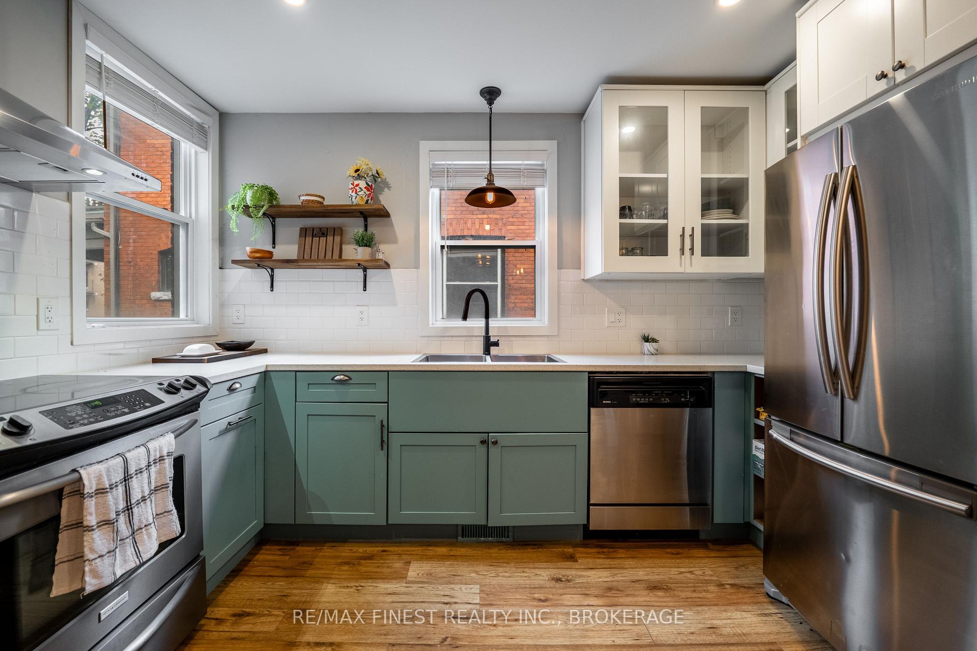 Photo 13 of 560 Frontenac Street, Kingston, East of Sir John A. Blvd — HOMEH