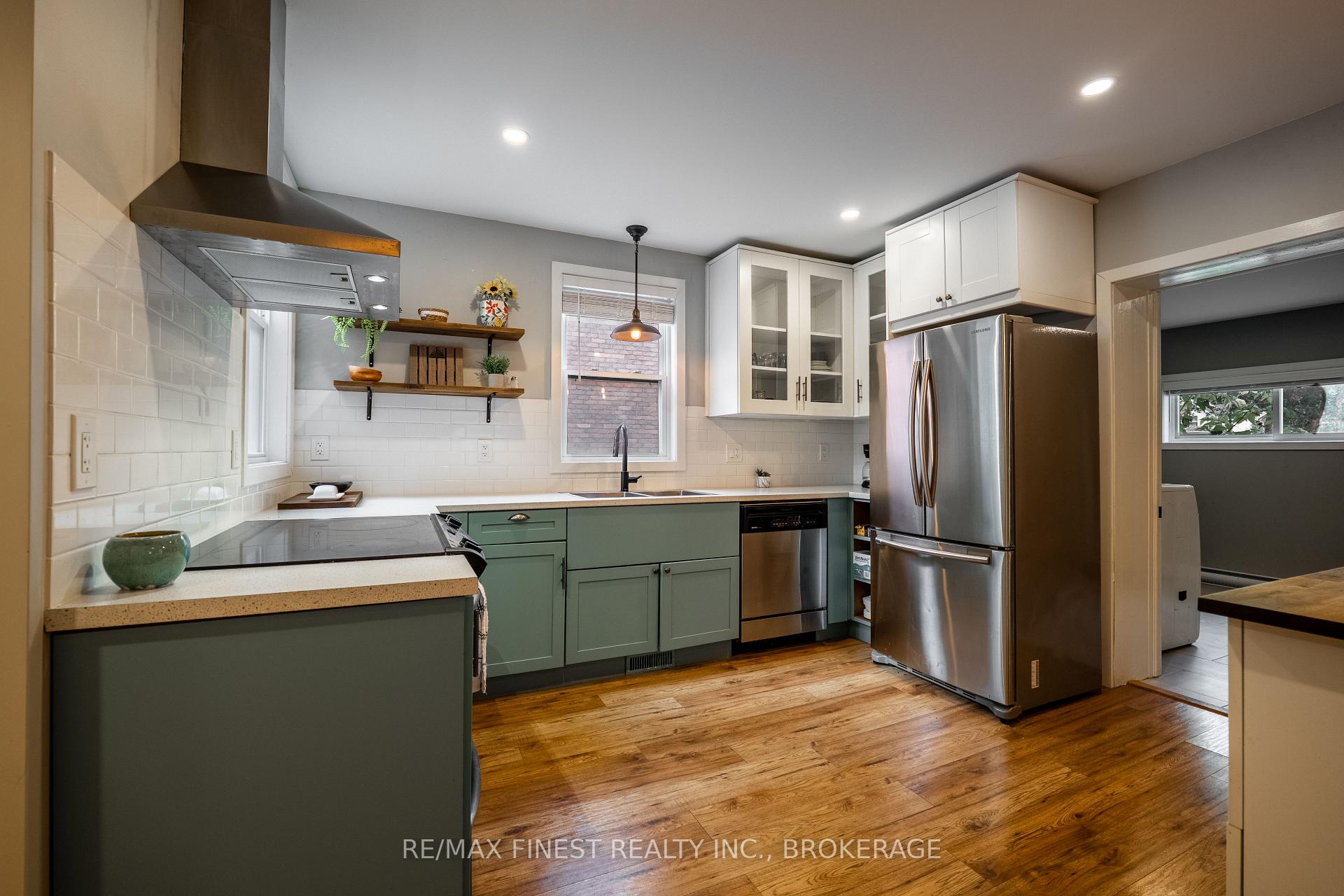 Photo 14 of 560 Frontenac Street, Kingston, East of Sir John A. Blvd — HOMEH