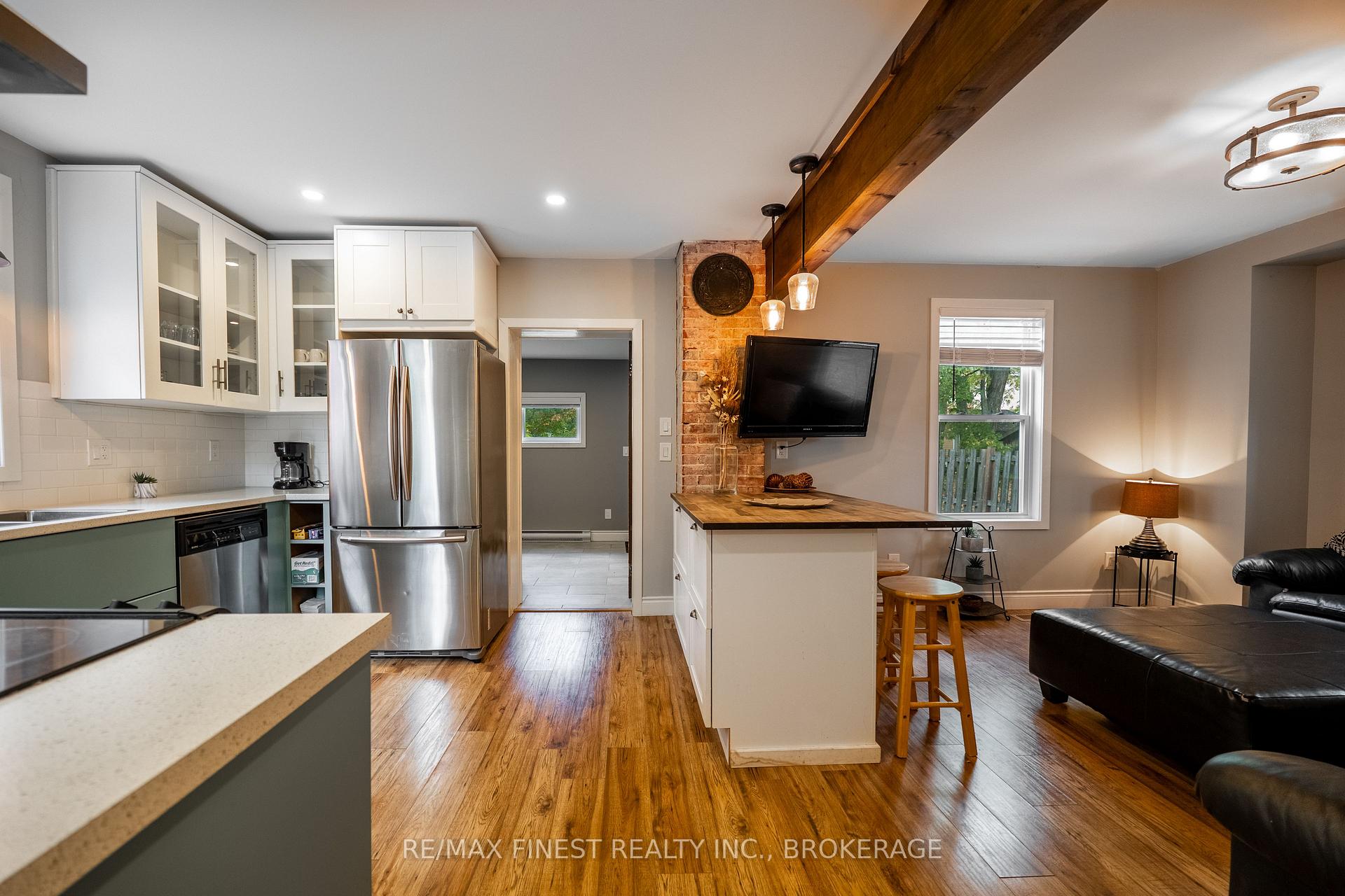 Photo 15 of 560 Frontenac Street, Kingston, East of Sir John A. Blvd — HOMEH