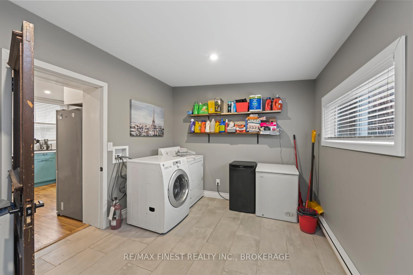 Photo 20 of 560 Frontenac Street, Kingston, East of Sir John A. Blvd — HOMEH