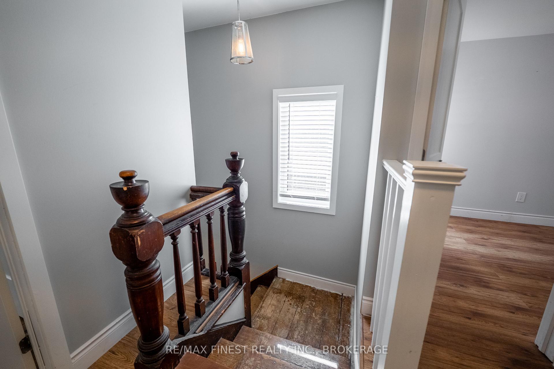 Photo 23 of 560 Frontenac Street, Kingston, East of Sir John A. Blvd — HOMEH