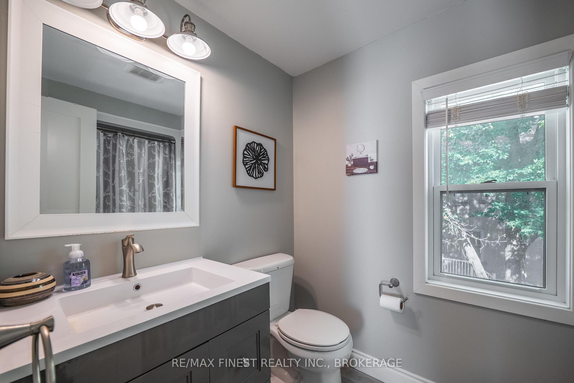 Photo 27 of 560 Frontenac Street, Kingston, East of Sir John A. Blvd — HOMEH
