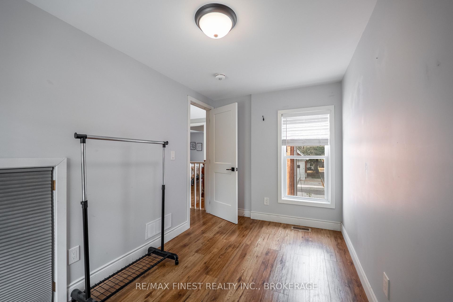 Photo 33 of 560 Frontenac Street, Kingston, East of Sir John A. Blvd — HOMEH