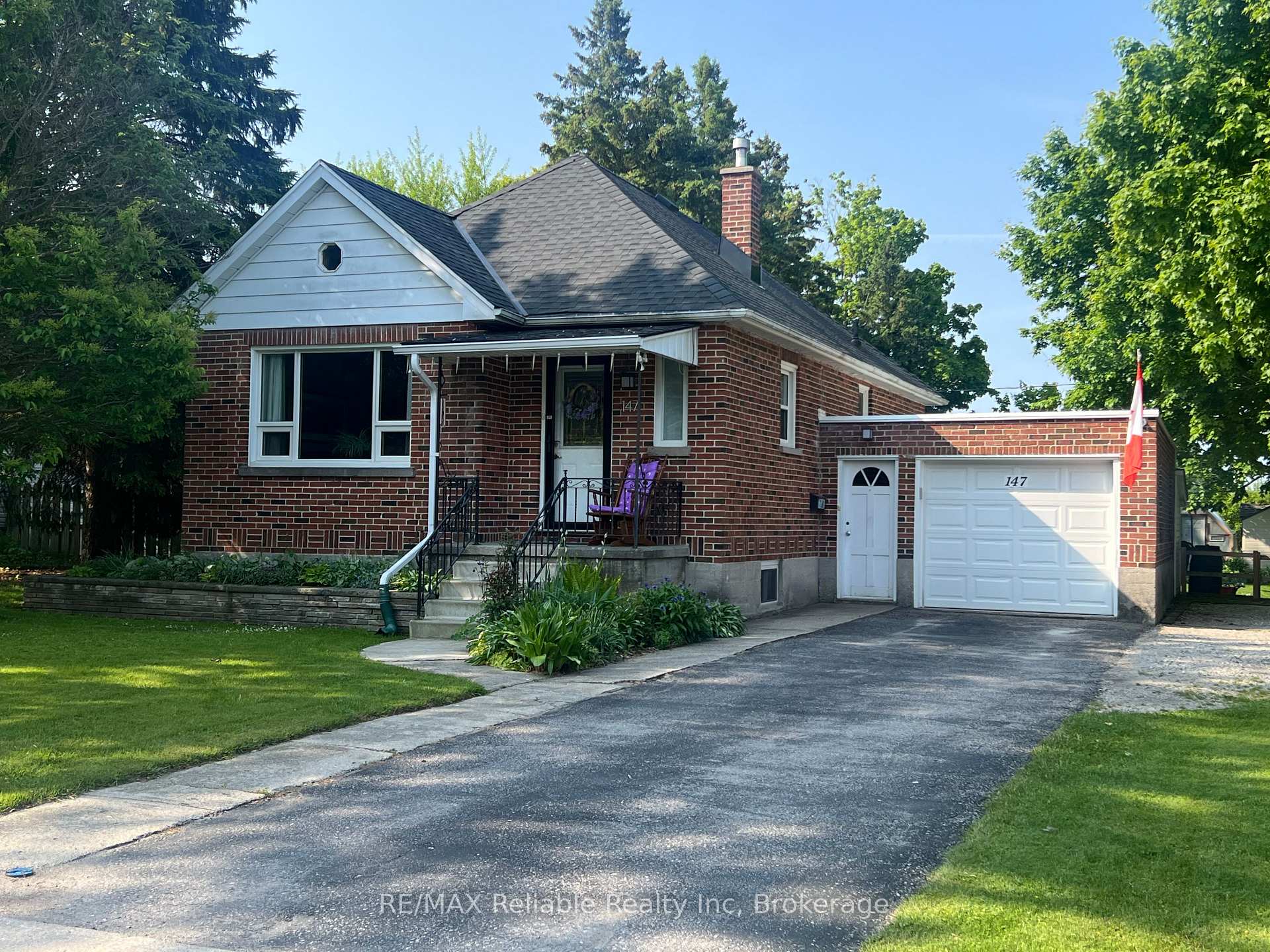 Photo 1 of 147 Goderich Street W, Huron East, Seaforth — HOMEH