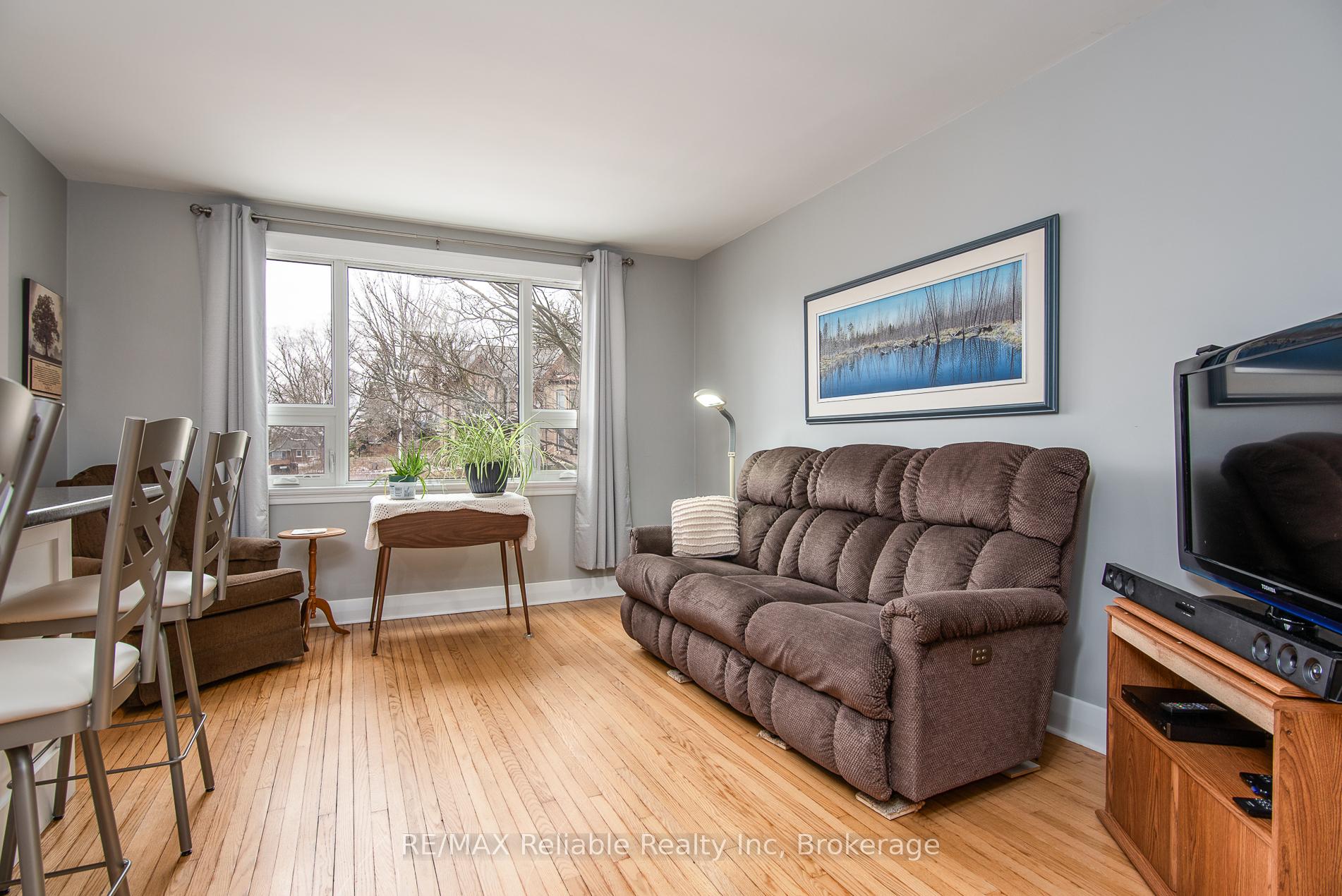 Photo 15 of 147 Goderich Street W, Huron East, Seaforth — HOMEH