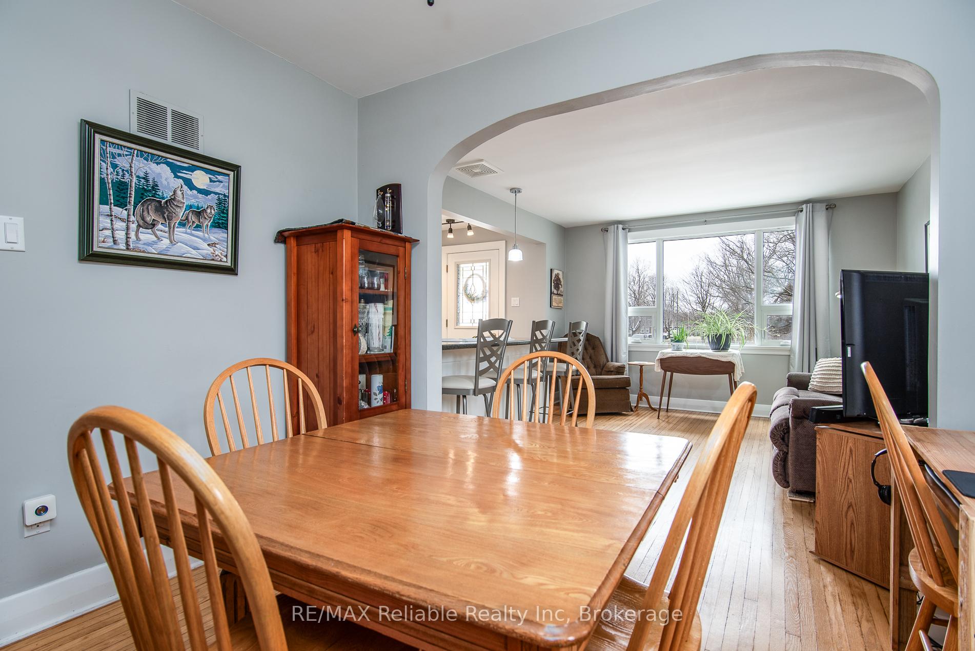 Photo 28 of 147 Goderich Street W, Huron East, Seaforth — HOMEH