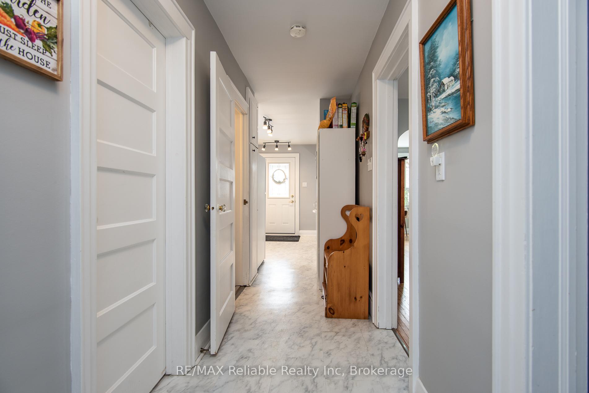 Photo 35 of 147 Goderich Street W, Huron East, Seaforth — HOMEH