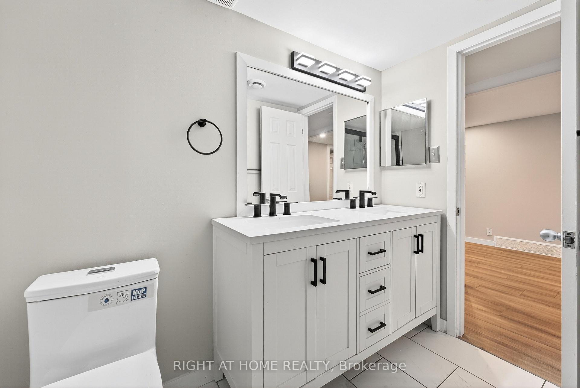 Photo 17 of Unit B, 41 Donna Street, Ottawa, Meadowlands/Crestview — HOMEH