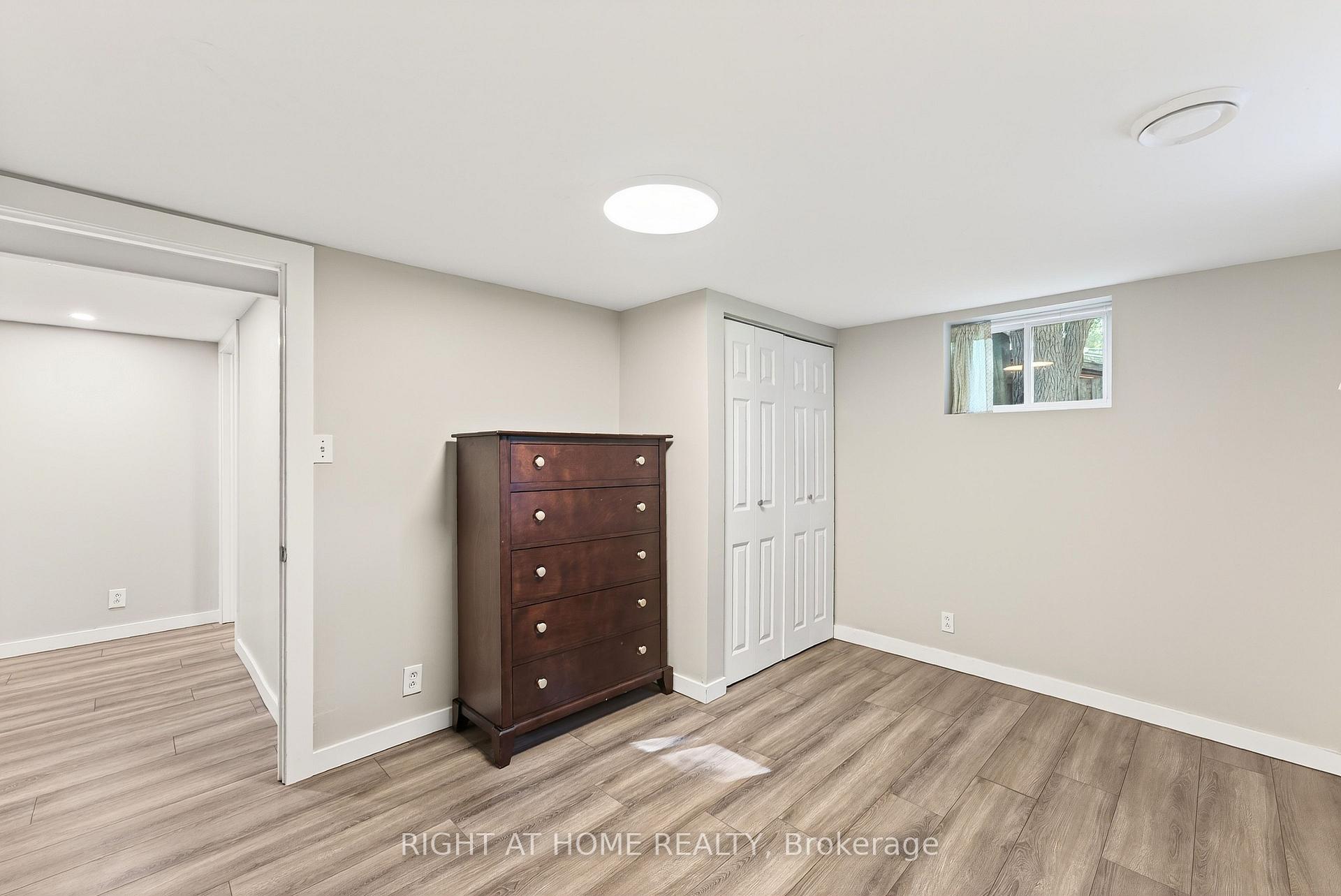Photo 19 of Unit B, 41 Donna Street, Ottawa, Meadowlands/Crestview — HOMEH