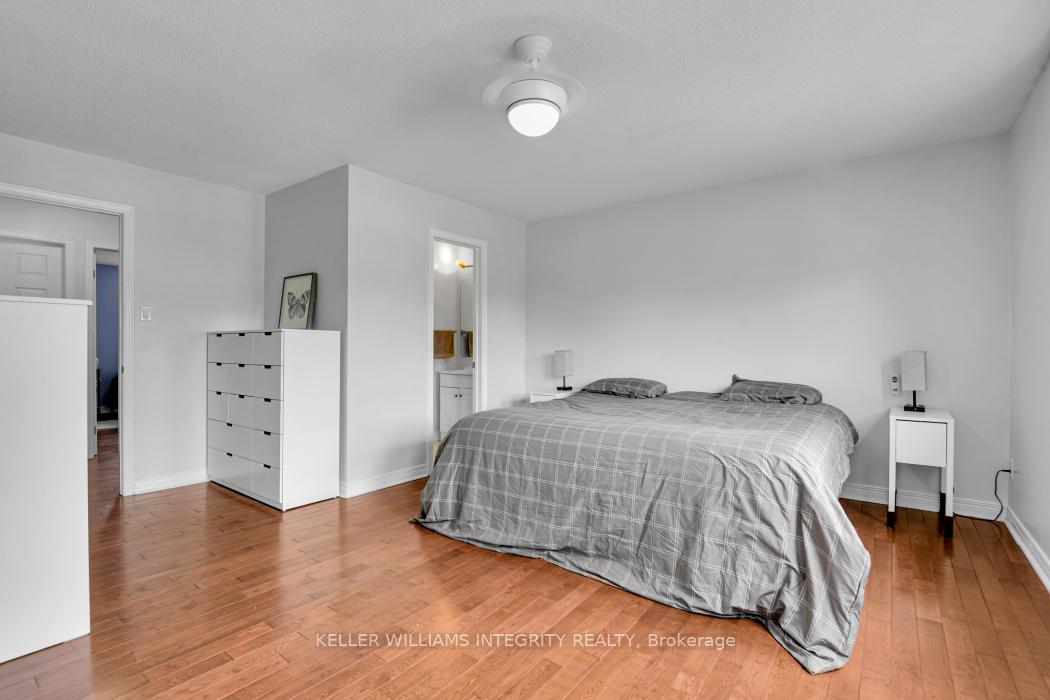 Photo 19 of 72 Woodbury Crescent, Ottawa, Hunt Club Park — HOMEH