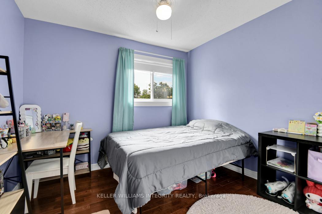 Photo 21 of 72 Woodbury Crescent, Ottawa, Hunt Club Park — HOMEH