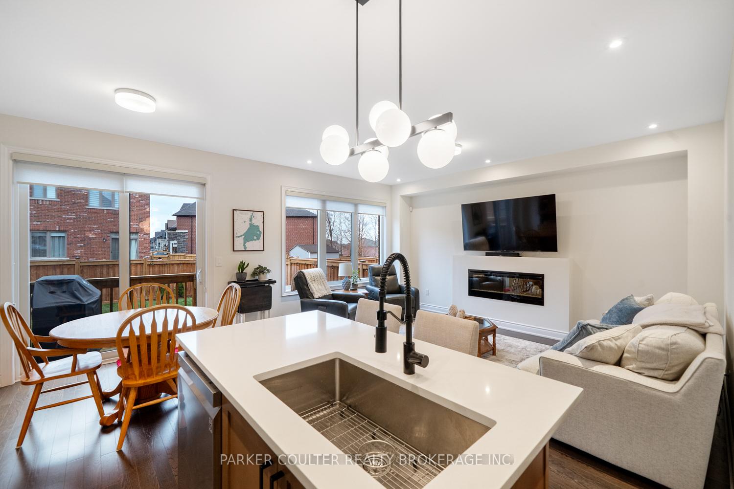 Photo 13 of 2107 Wilson Street, Innisfil, Alcona — HOMEH