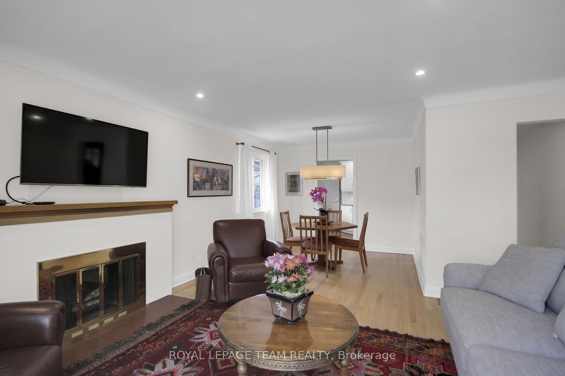 Photo 9 of 970 Parkhurst Boulevard, Ottawa, McKellar Heights/Glabar Park — HOMEH