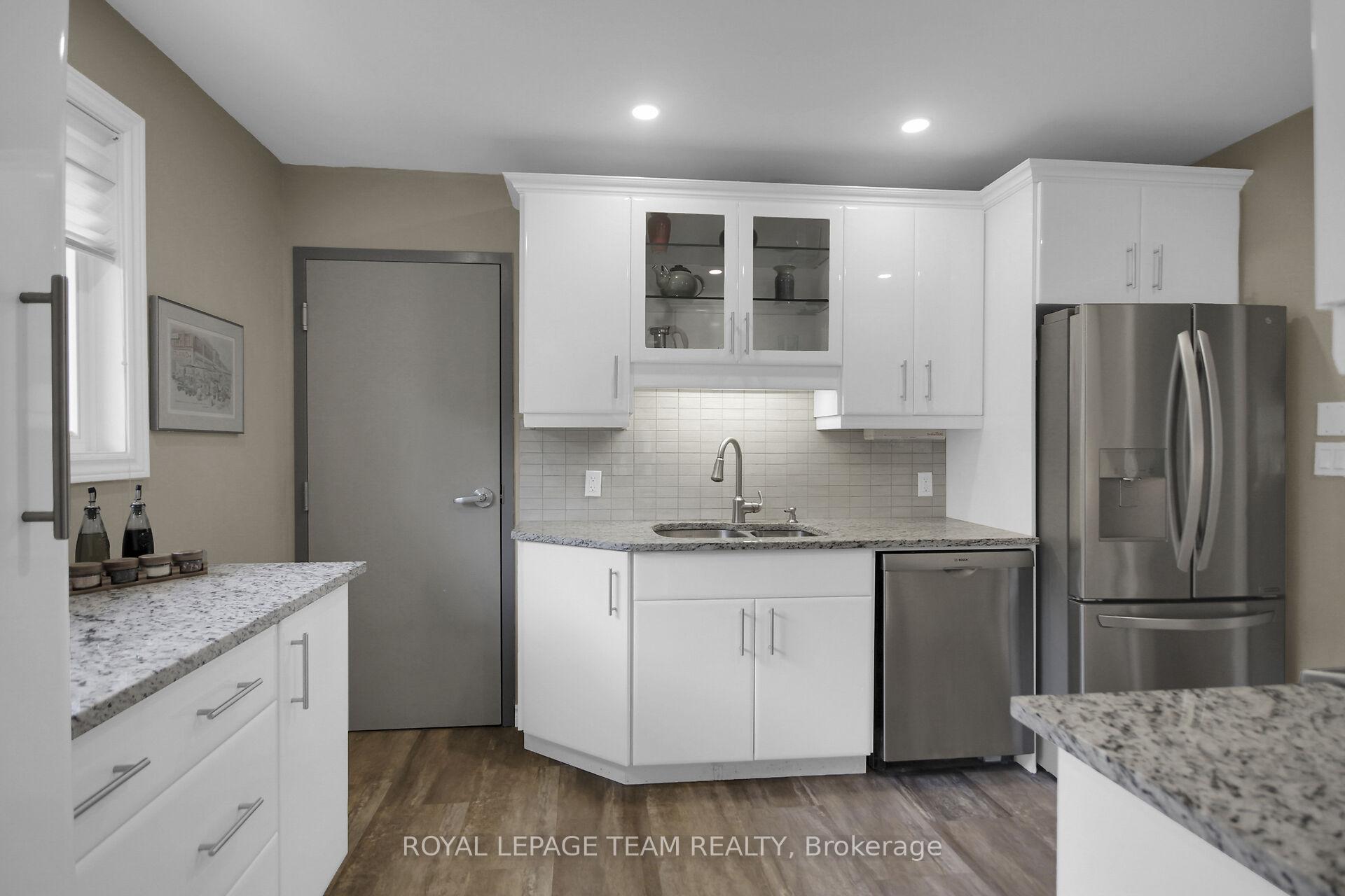 Photo 13 of 970 Parkhurst Boulevard, Ottawa, McKellar Heights/Glabar Park — HOMEH