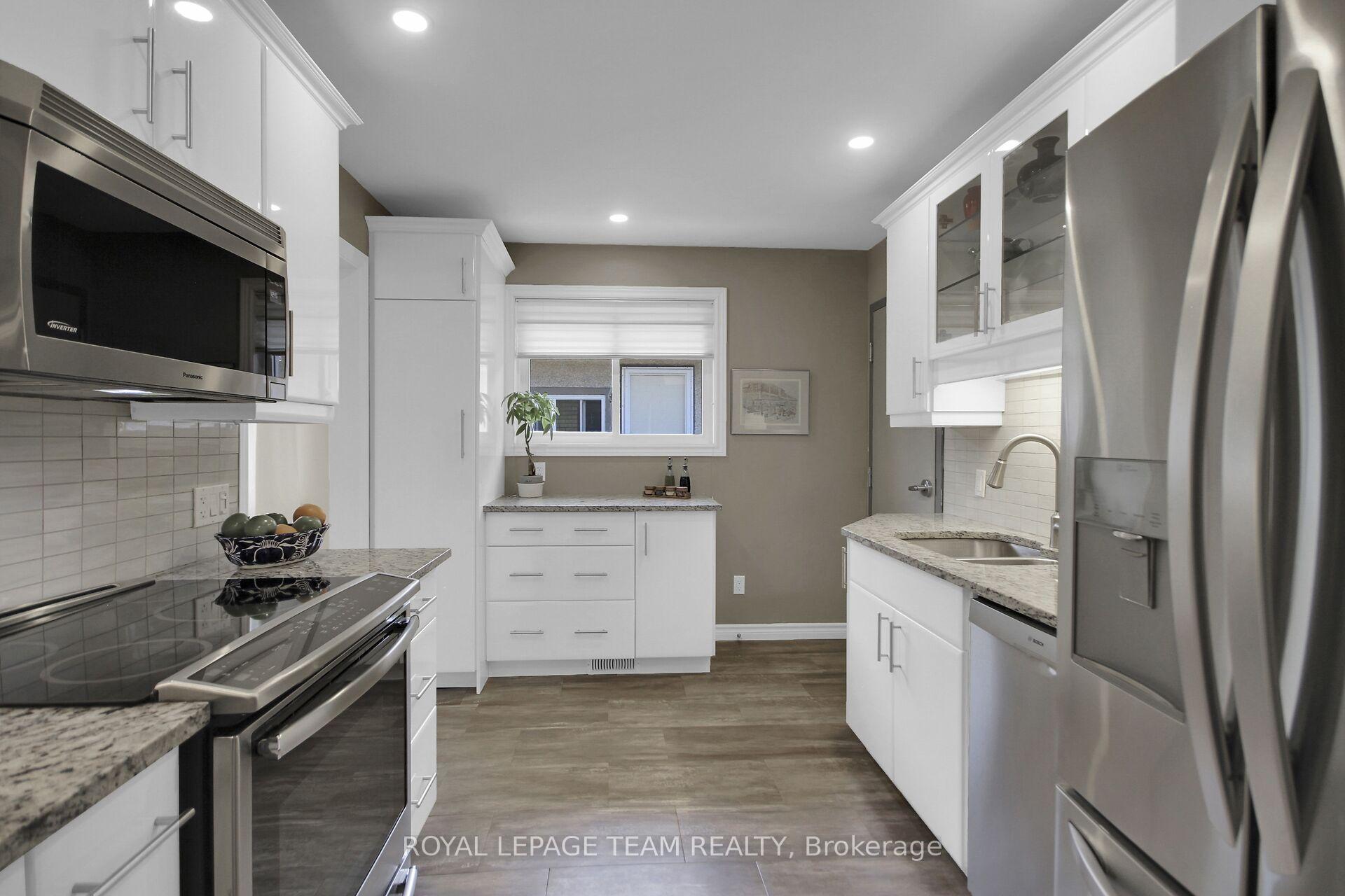 Photo 15 of 970 Parkhurst Boulevard, Ottawa, McKellar Heights/Glabar Park — HOMEH