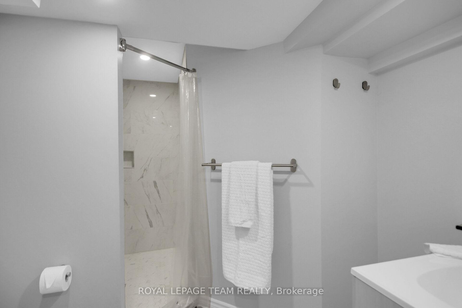 Photo 27 of 970 Parkhurst Boulevard, Ottawa, McKellar Heights/Glabar Park — HOMEH