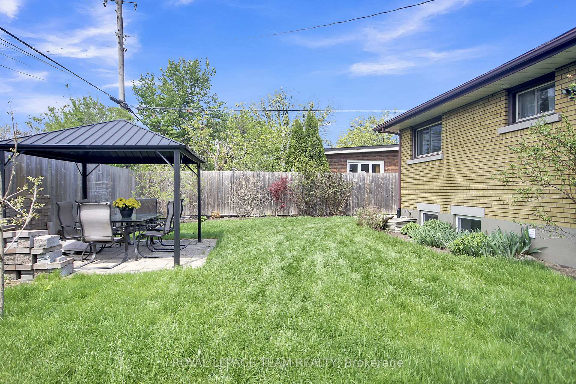 Photo 33 of 970 Parkhurst Boulevard, Ottawa, McKellar Heights/Glabar Park — HOMEH