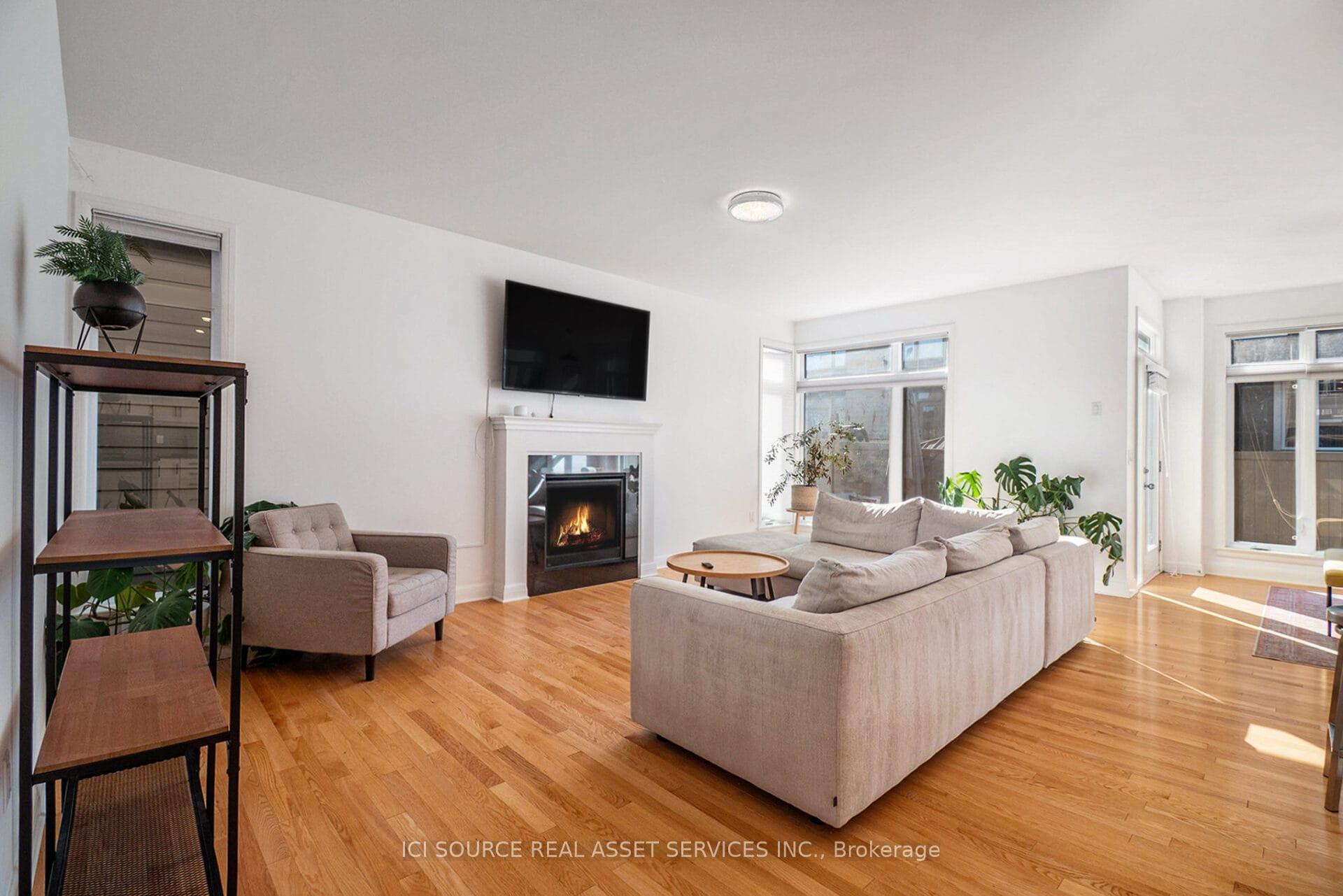 Photo 5 of 334 Lysander Place, Ottawa, CFB Rockcliffe and Area — HOMEH