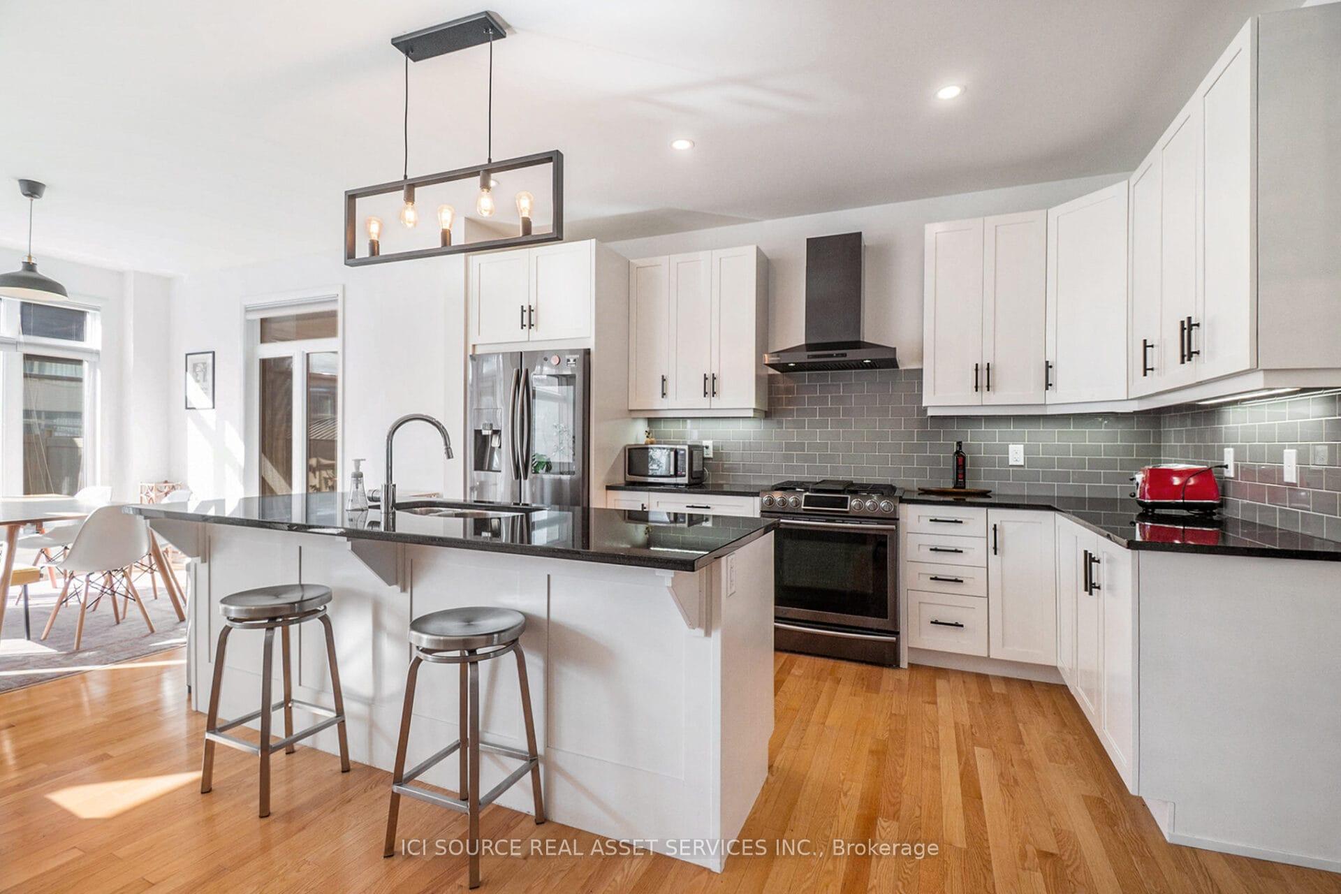 Photo 7 of 334 Lysander Place, Ottawa, CFB Rockcliffe and Area — HOMEH