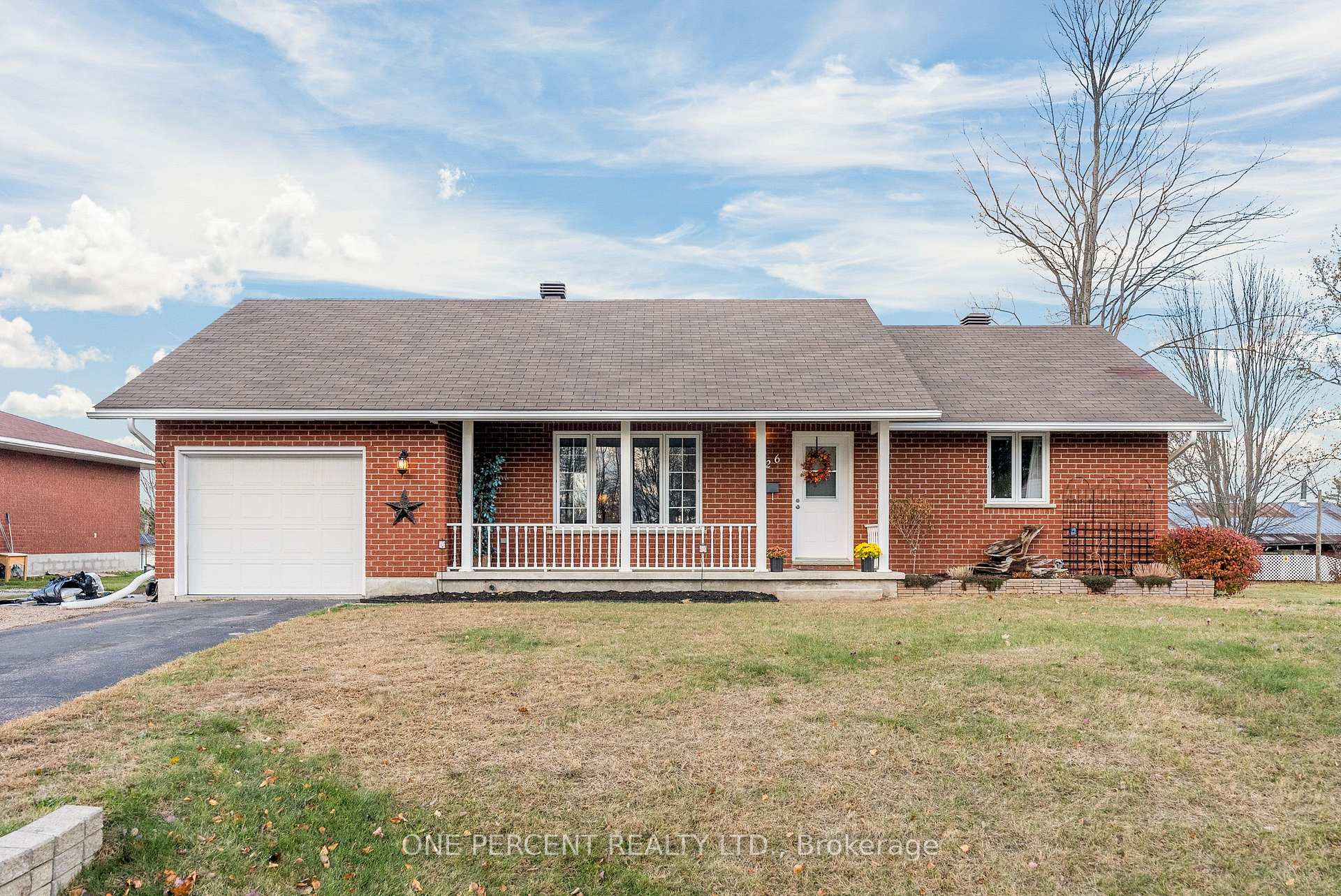 Photo 1 of 626 Willow Drive, Laurentian Valley — HOMEH