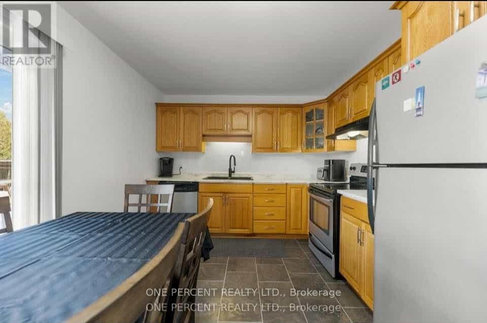 Photo 6 of 626 Willow Drive, Laurentian Valley — HOMEH