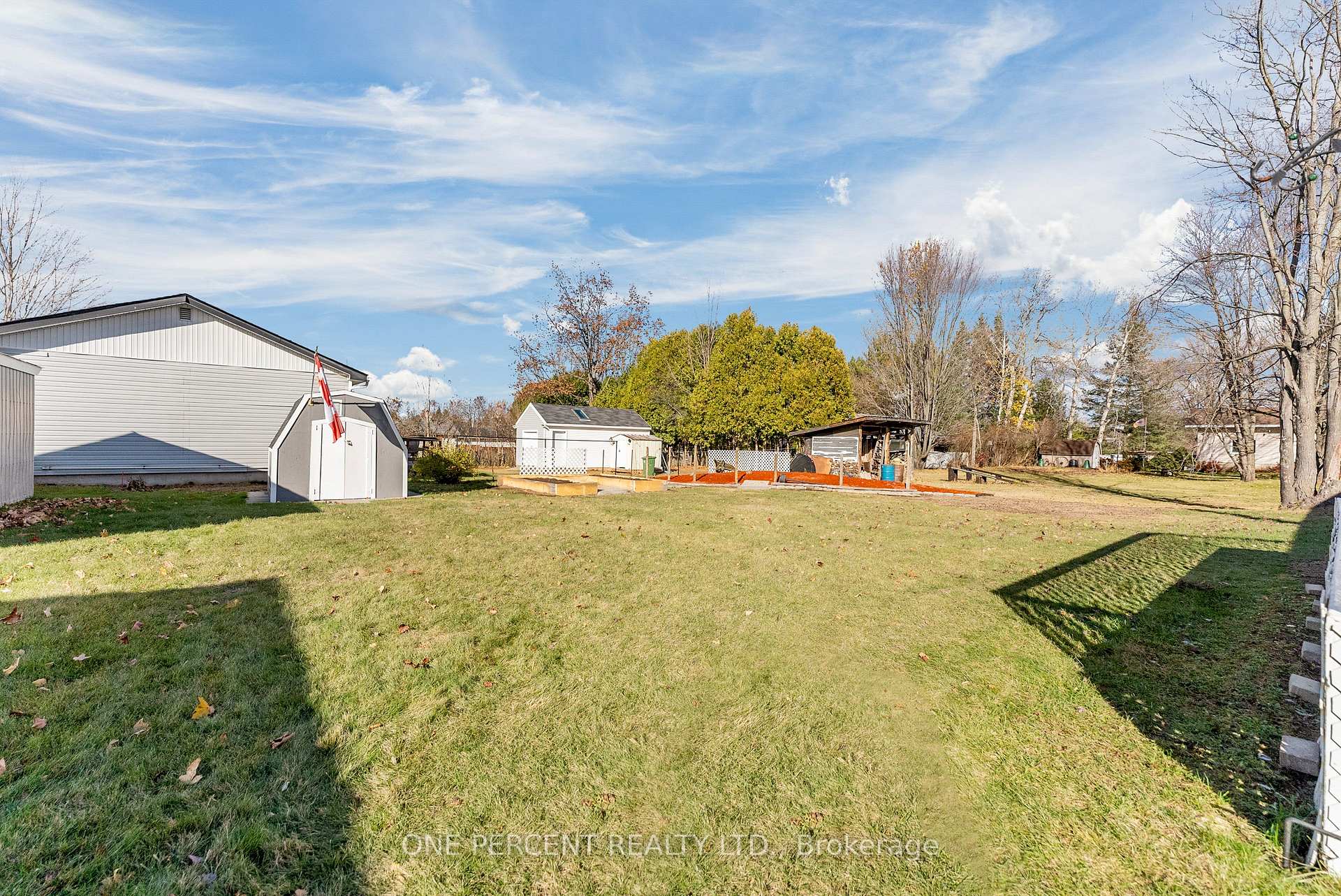 Photo 28 of 626 Willow Drive, Laurentian Valley — HOMEH