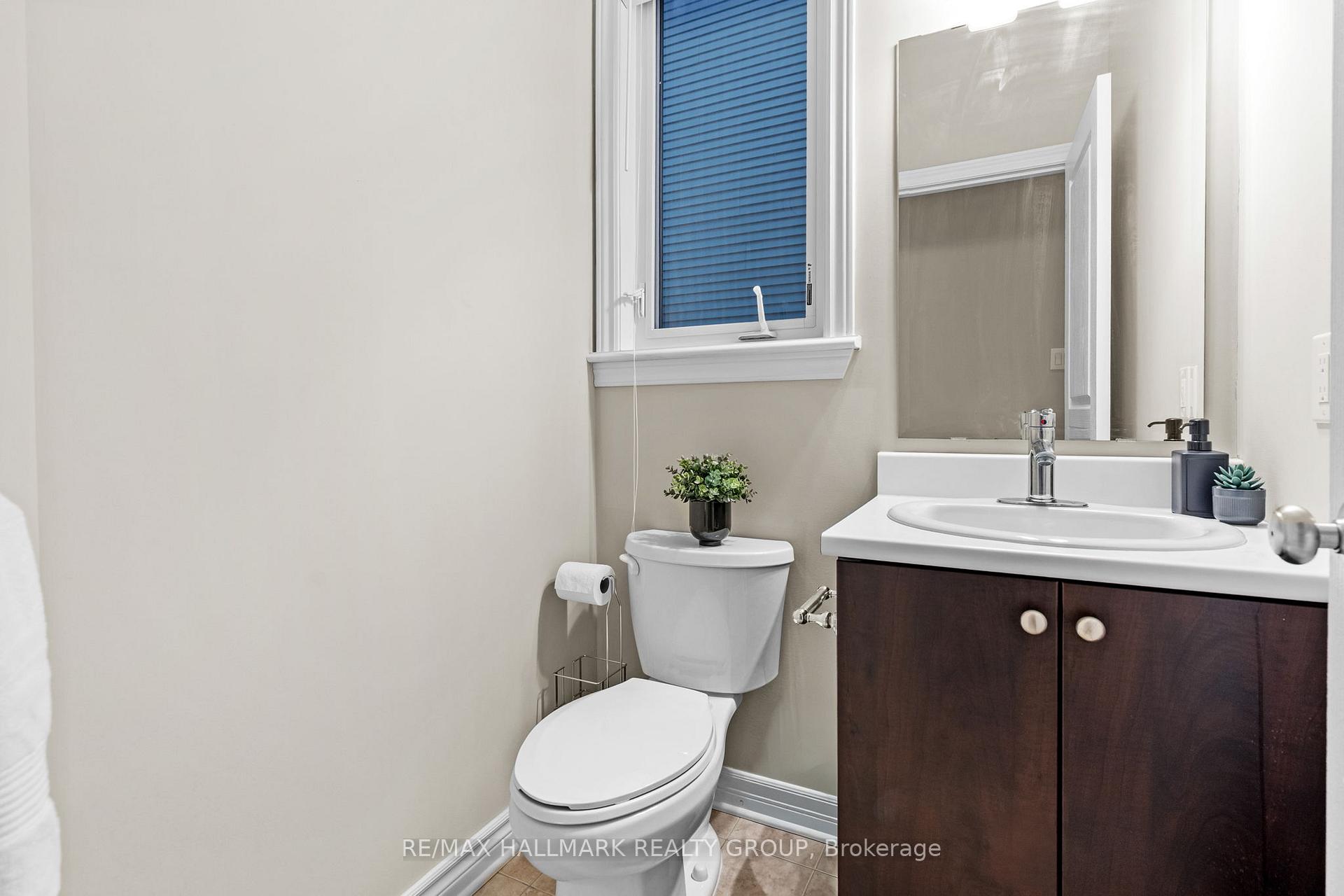 Photo 7 of 938 Fletcher Circle, Ottawa, Kanata - Kanata Lakes/Heritage Hills — HOMEH