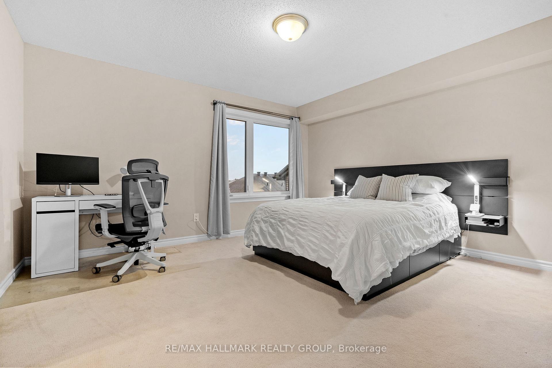 Photo 24 of 938 Fletcher Circle, Ottawa, Kanata - Kanata Lakes/Heritage Hills — HOMEH