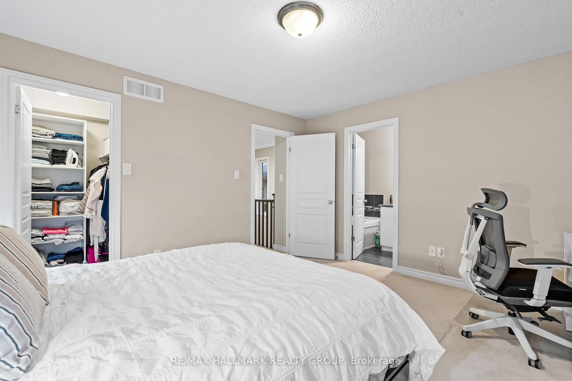 Photo 26 of 938 Fletcher Circle, Ottawa, Kanata - Kanata Lakes/Heritage Hills — HOMEH