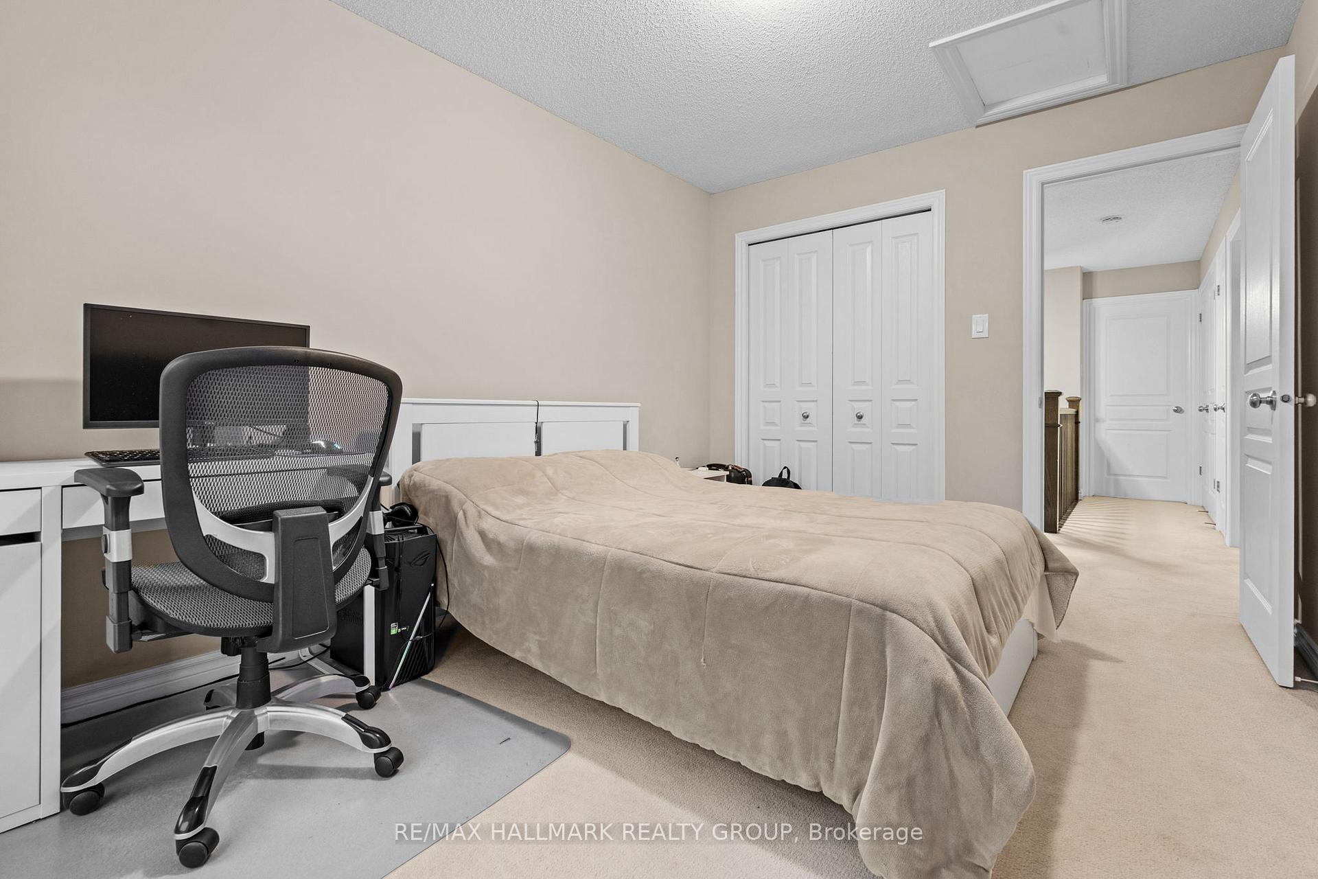 Photo 34 of 938 Fletcher Circle, Ottawa, Kanata - Kanata Lakes/Heritage Hills — HOMEH