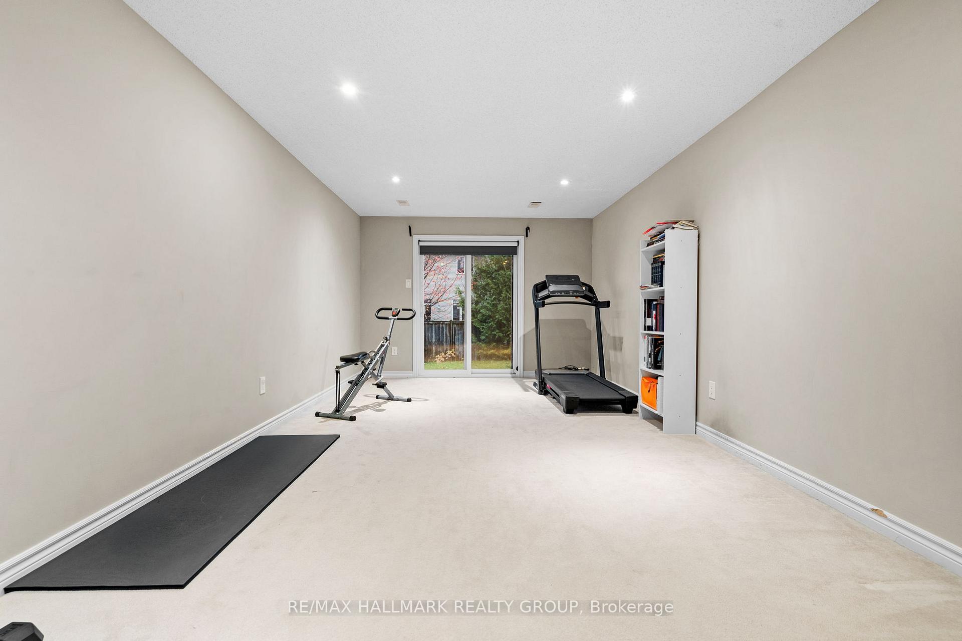 Photo 36 of 938 Fletcher Circle, Ottawa, Kanata - Kanata Lakes/Heritage Hills — HOMEH