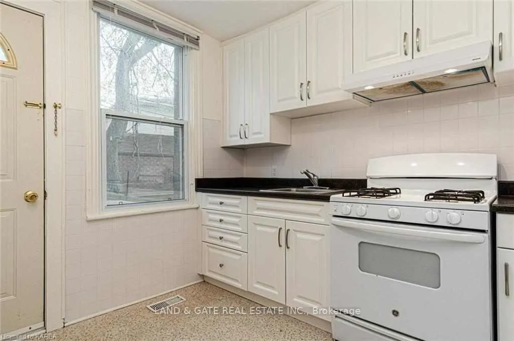 Photo 7 of 75 Division Street, Kingston, Central City East — HOMEH