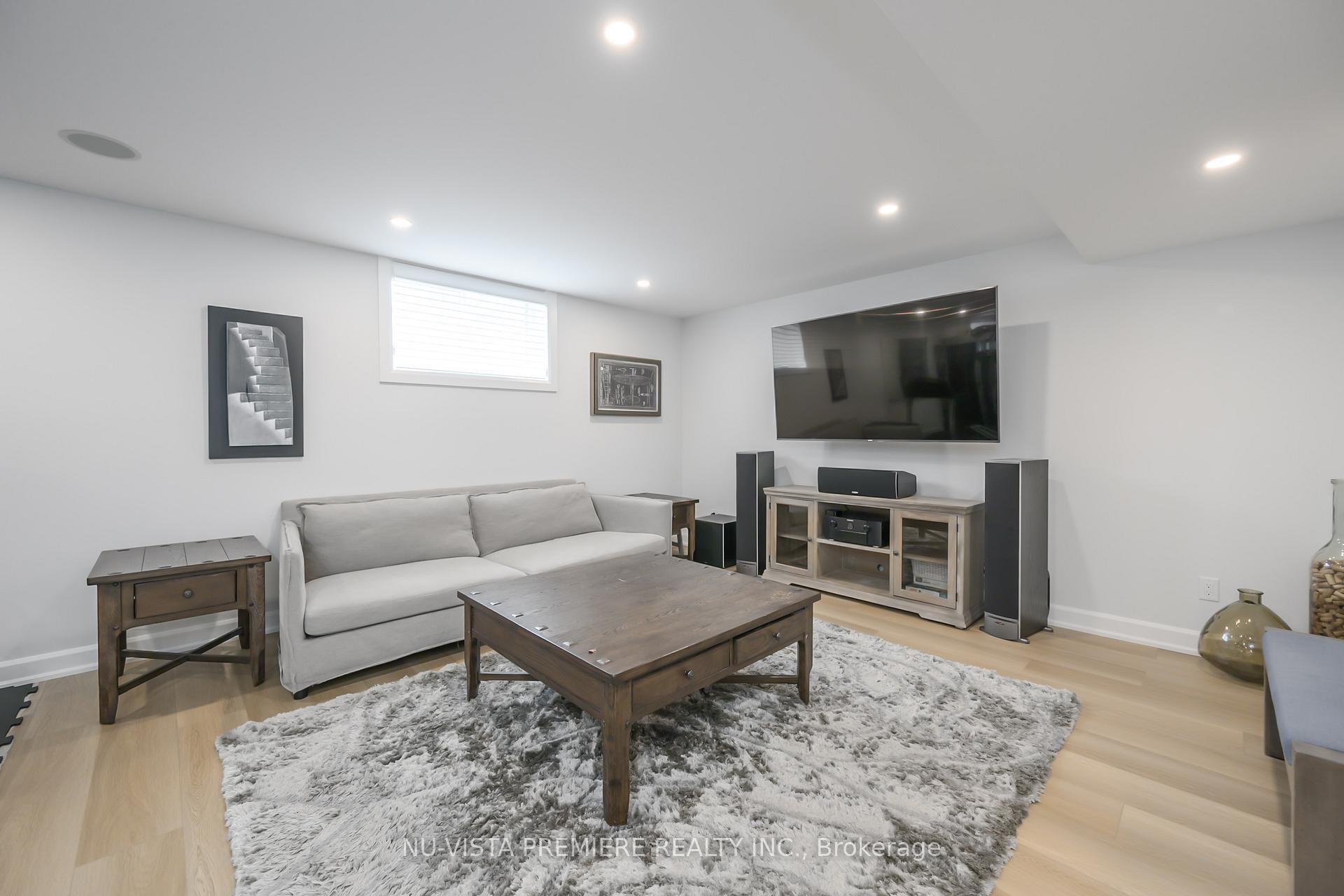 Photo 20 of 106 Jefferson Street, Lucan Biddulph, Lucan — HOMEH